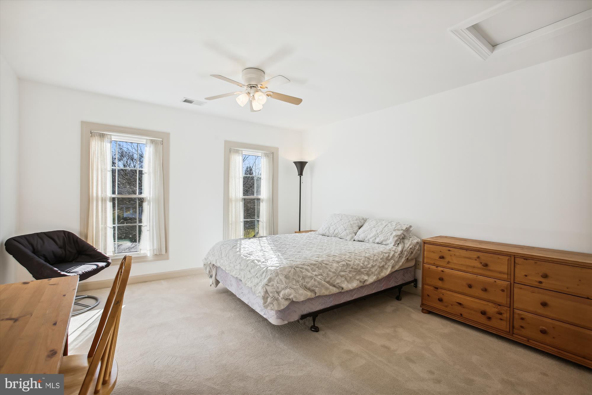 CROSSFIELDS - Residential