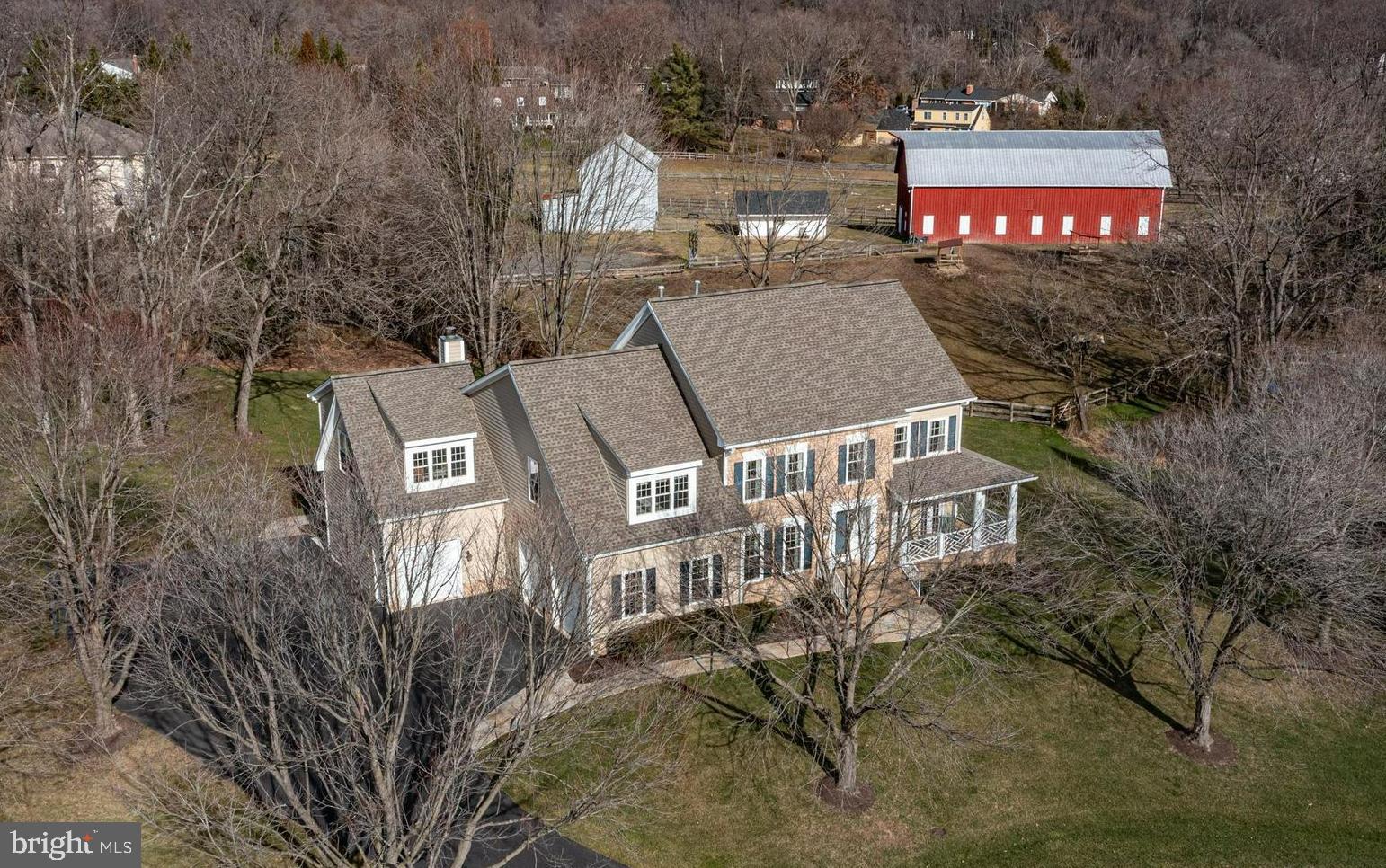 CROSSFIELDS - Residential