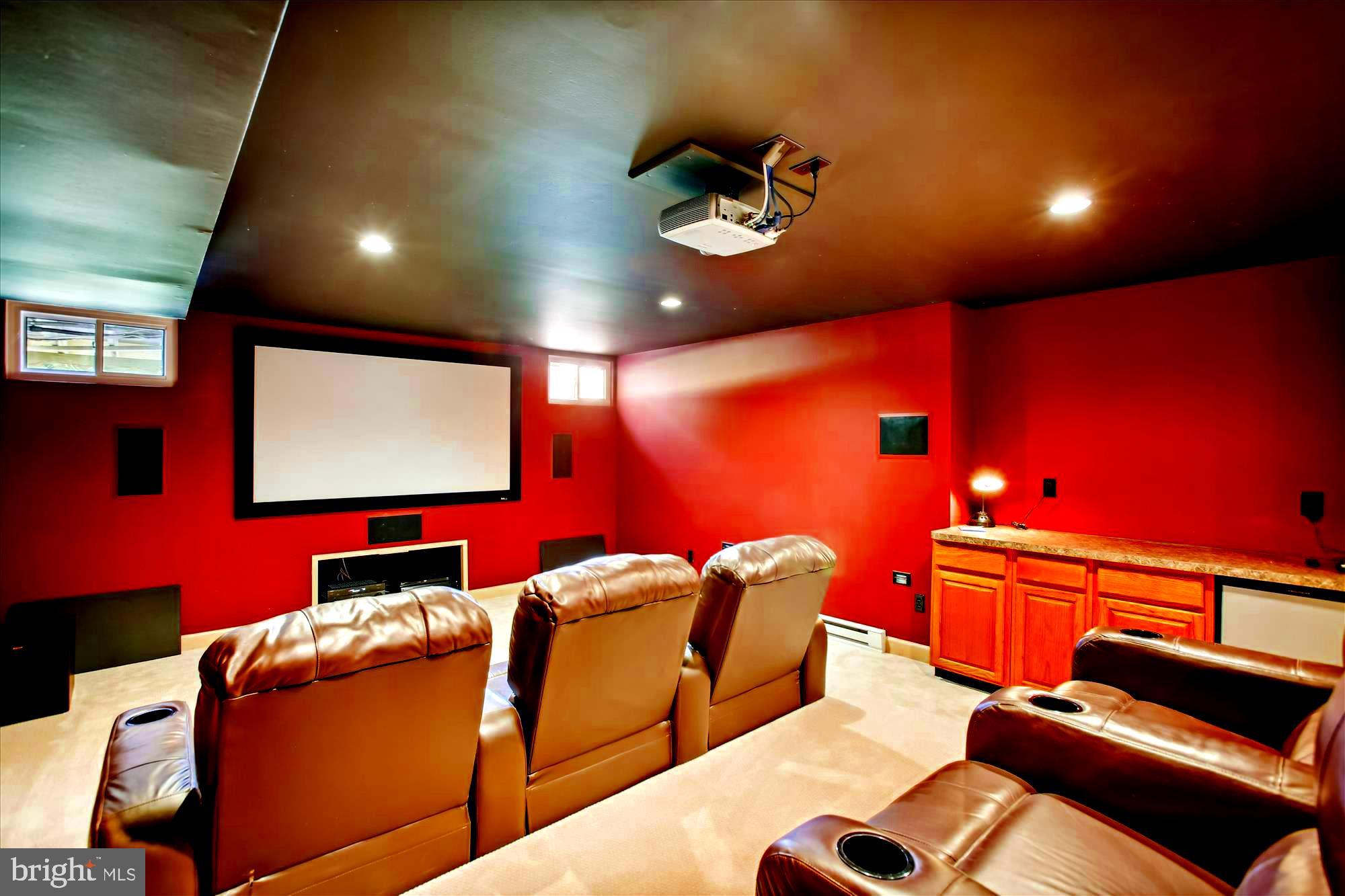 CROSSFIELDS - Residential