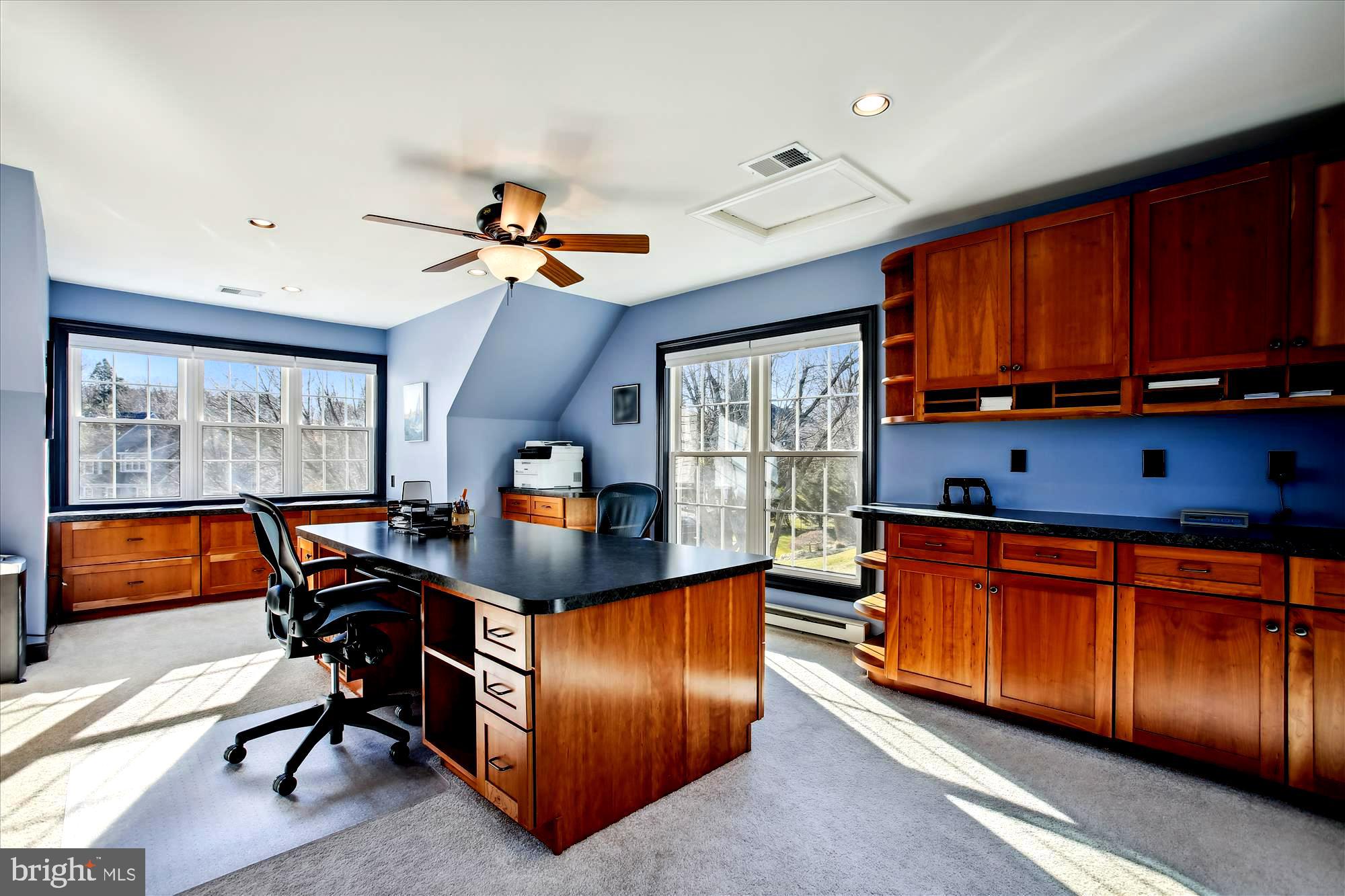 CROSSFIELDS - Residential