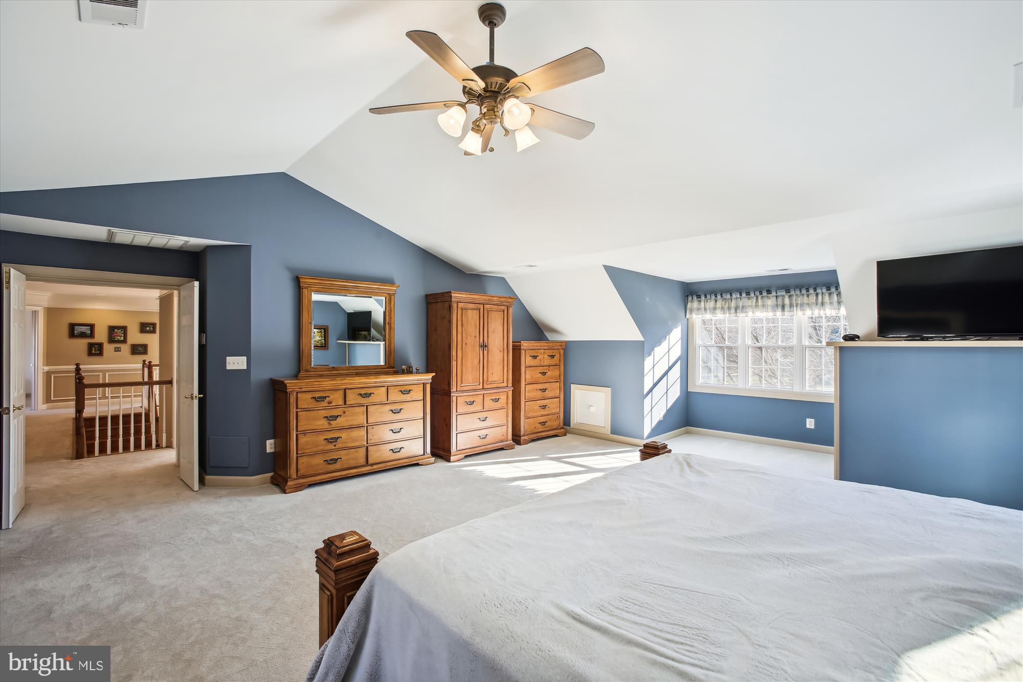 CROSSFIELDS - Residential