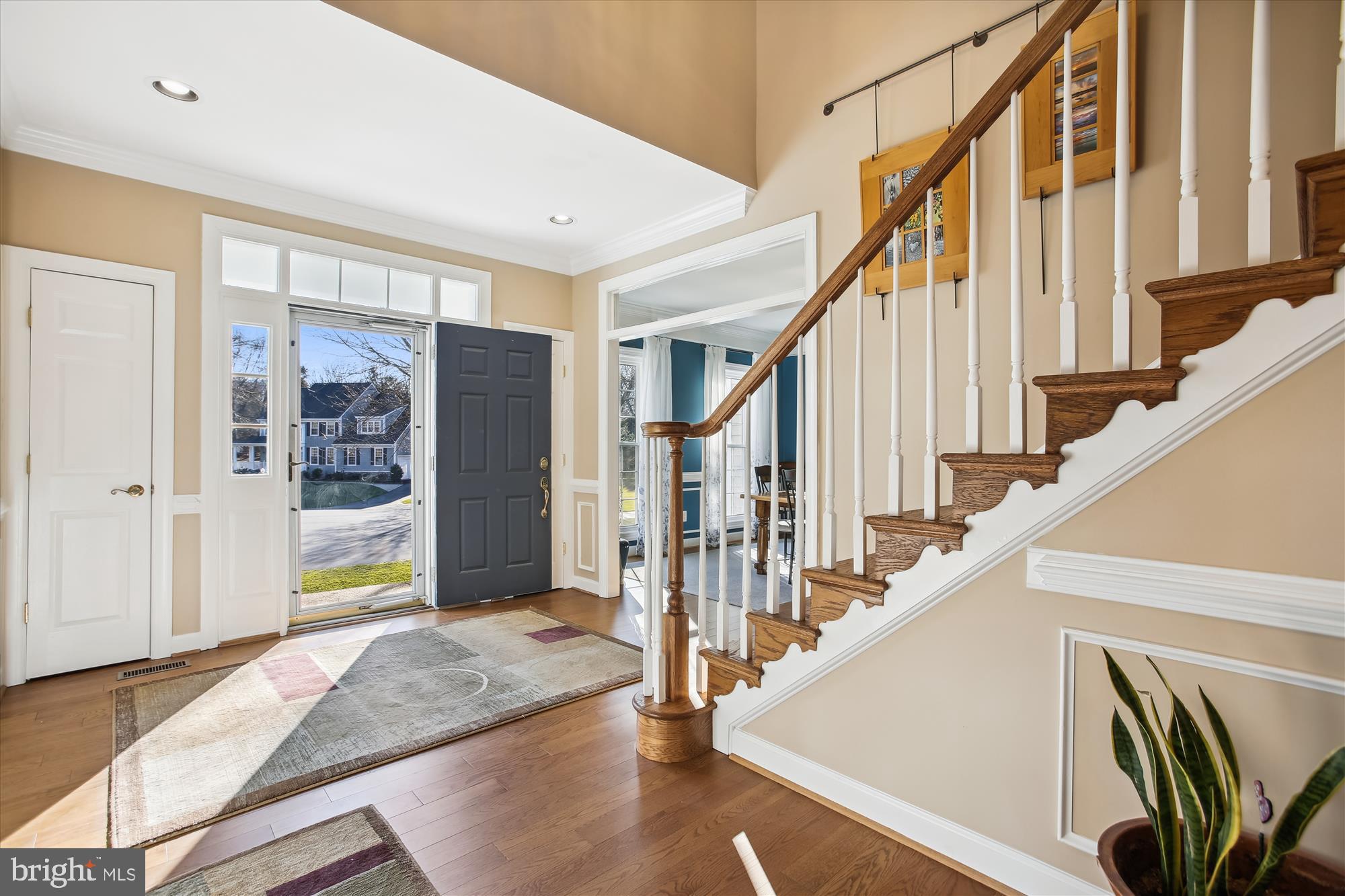 CROSSFIELDS - Residential