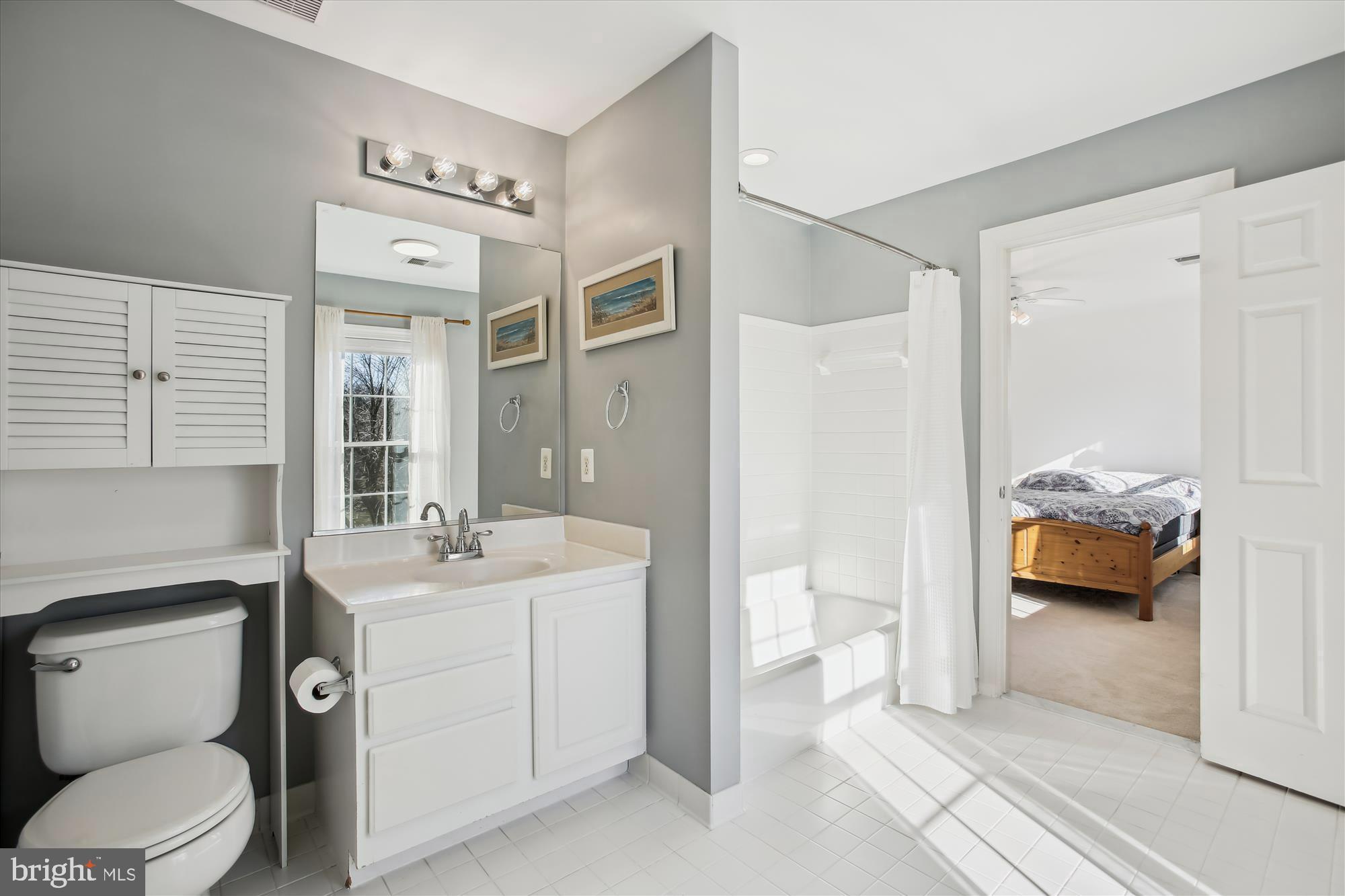 CROSSFIELDS - Residential