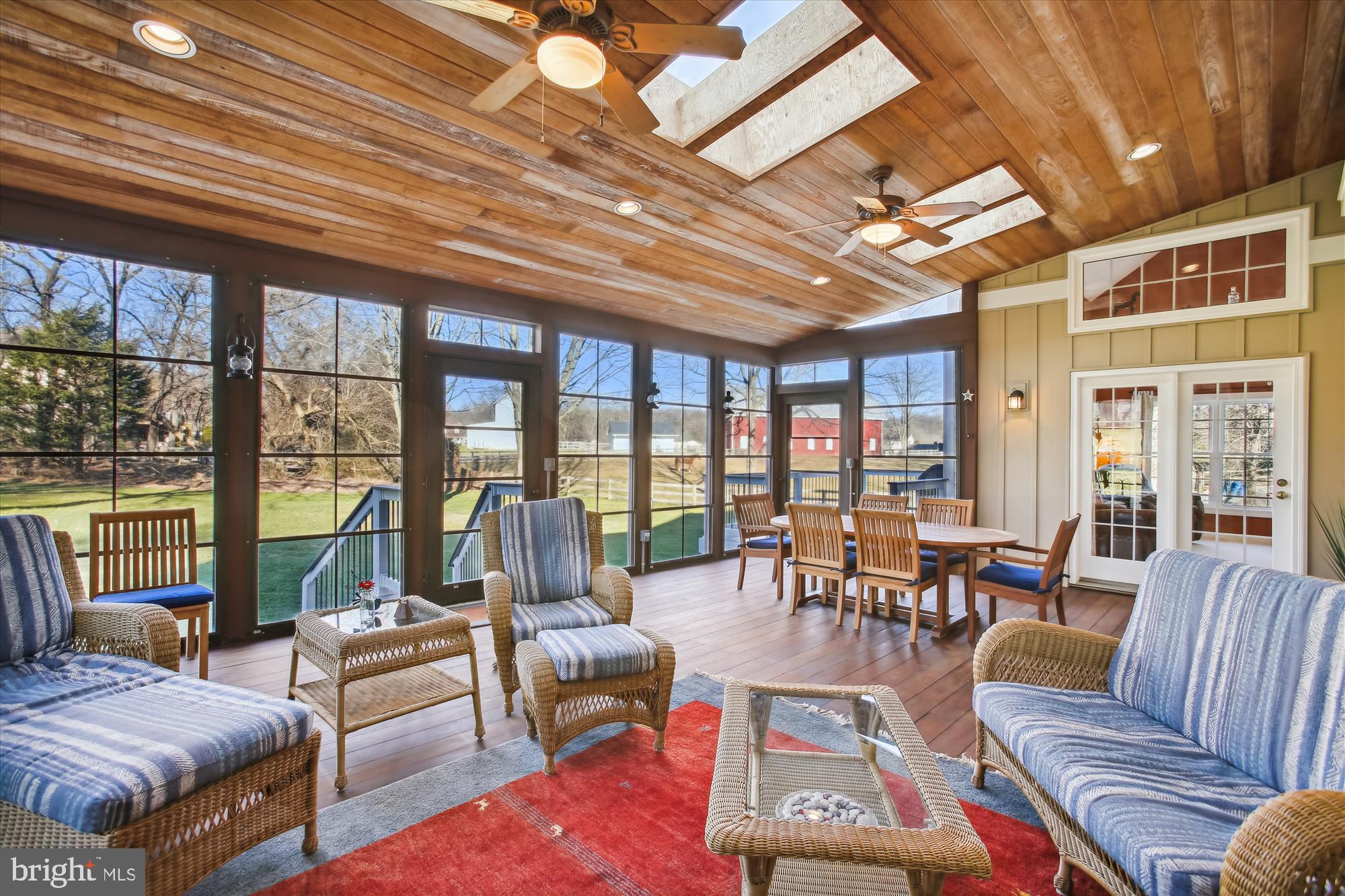 CROSSFIELDS - Residential