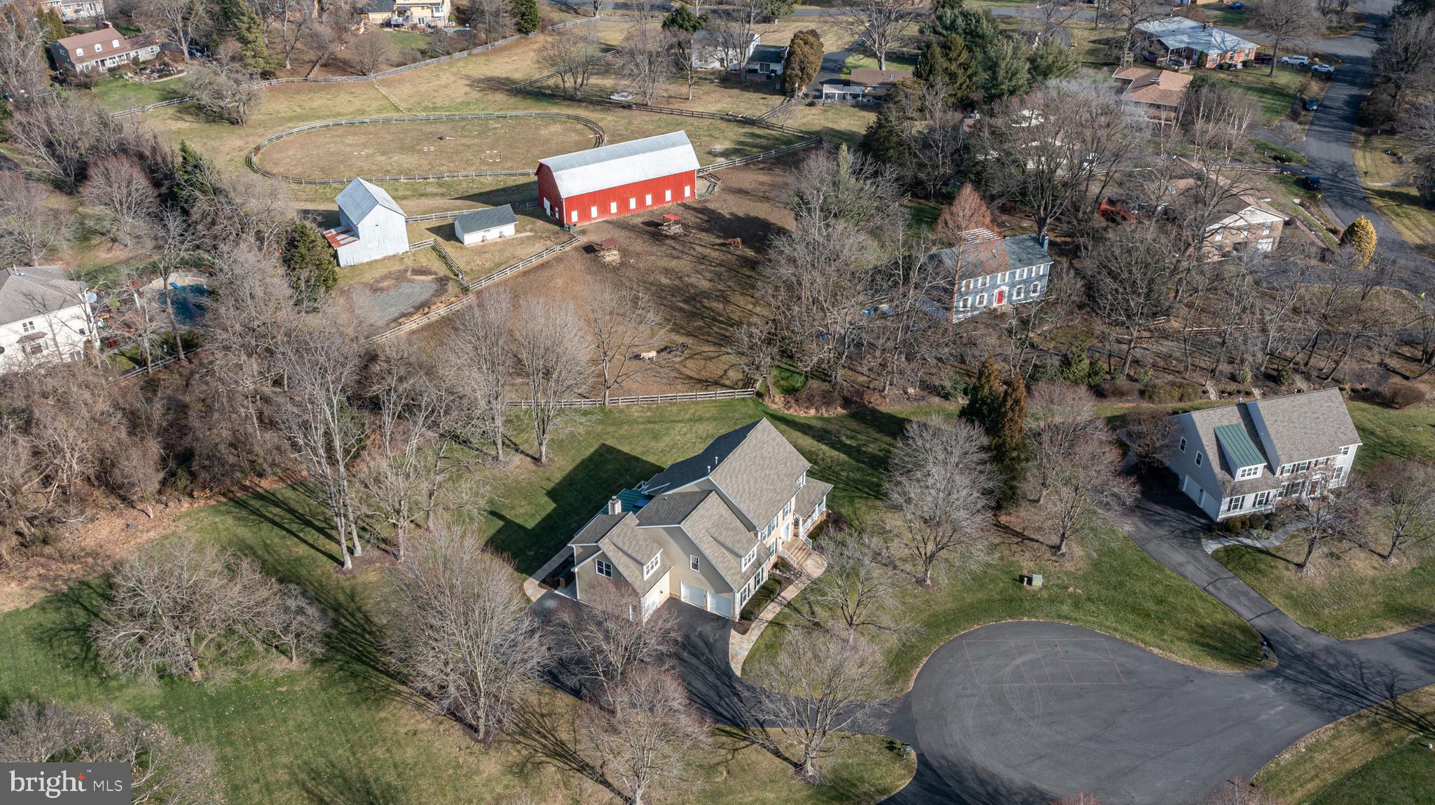 CROSSFIELDS - Residential