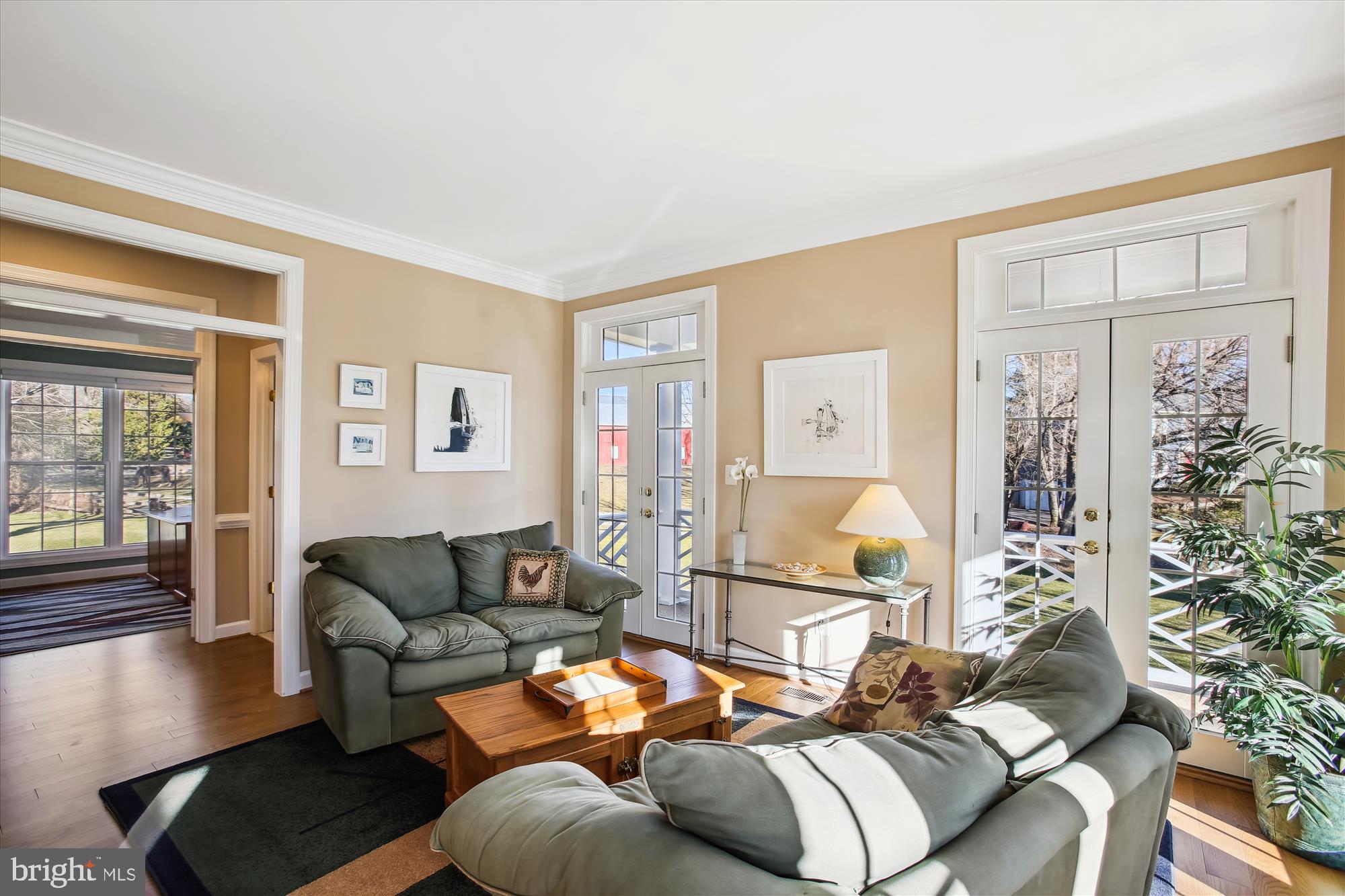 CROSSFIELDS - Residential