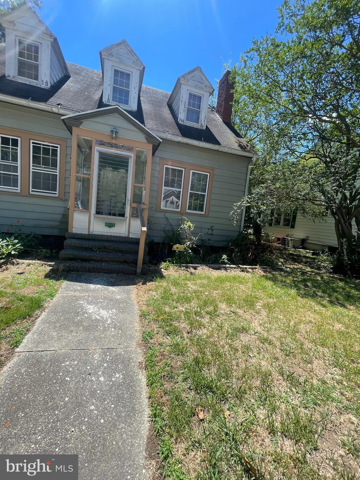 203 8TH STREET