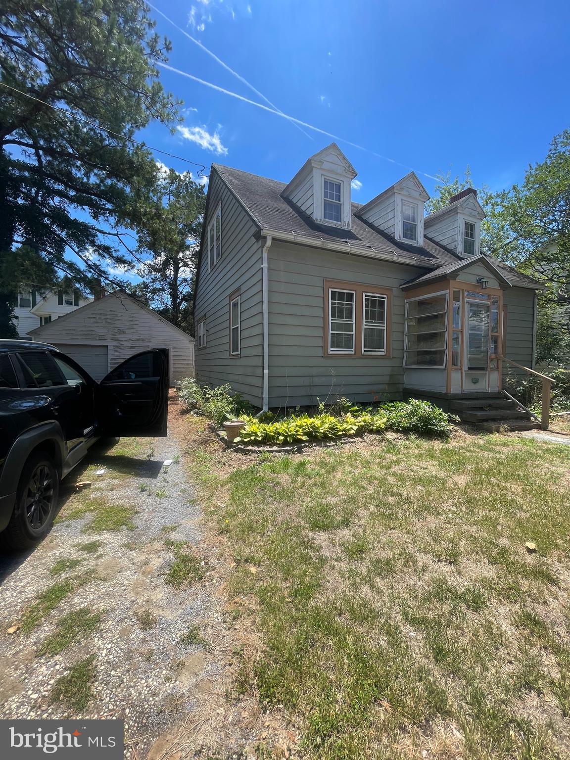 203 8TH STREET