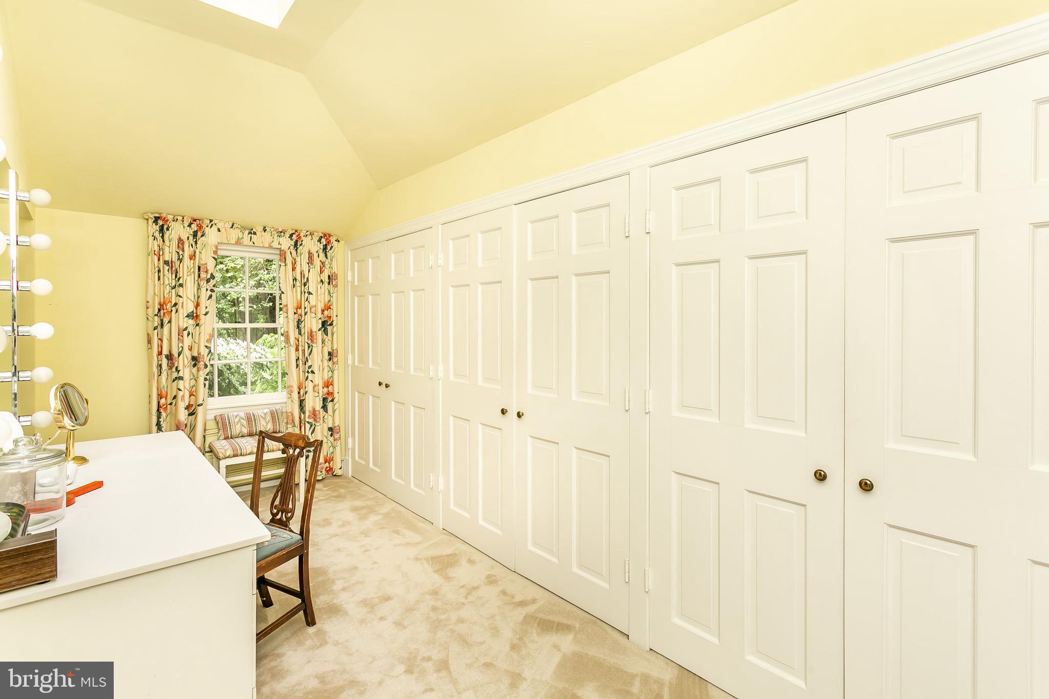 RUXTON - Residential