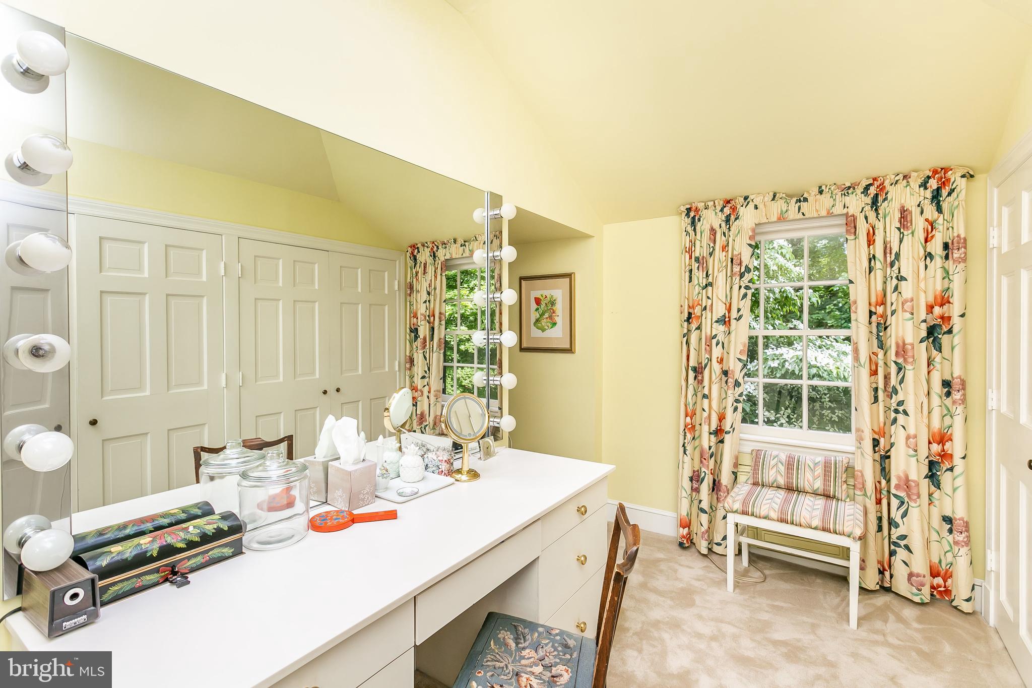 RUXTON - Residential