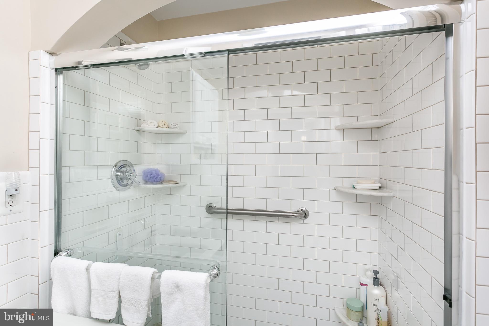 RUXTON - Residential