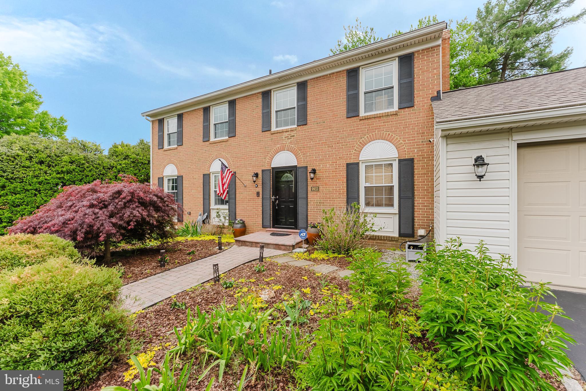 BURKE CENTRE - Residential