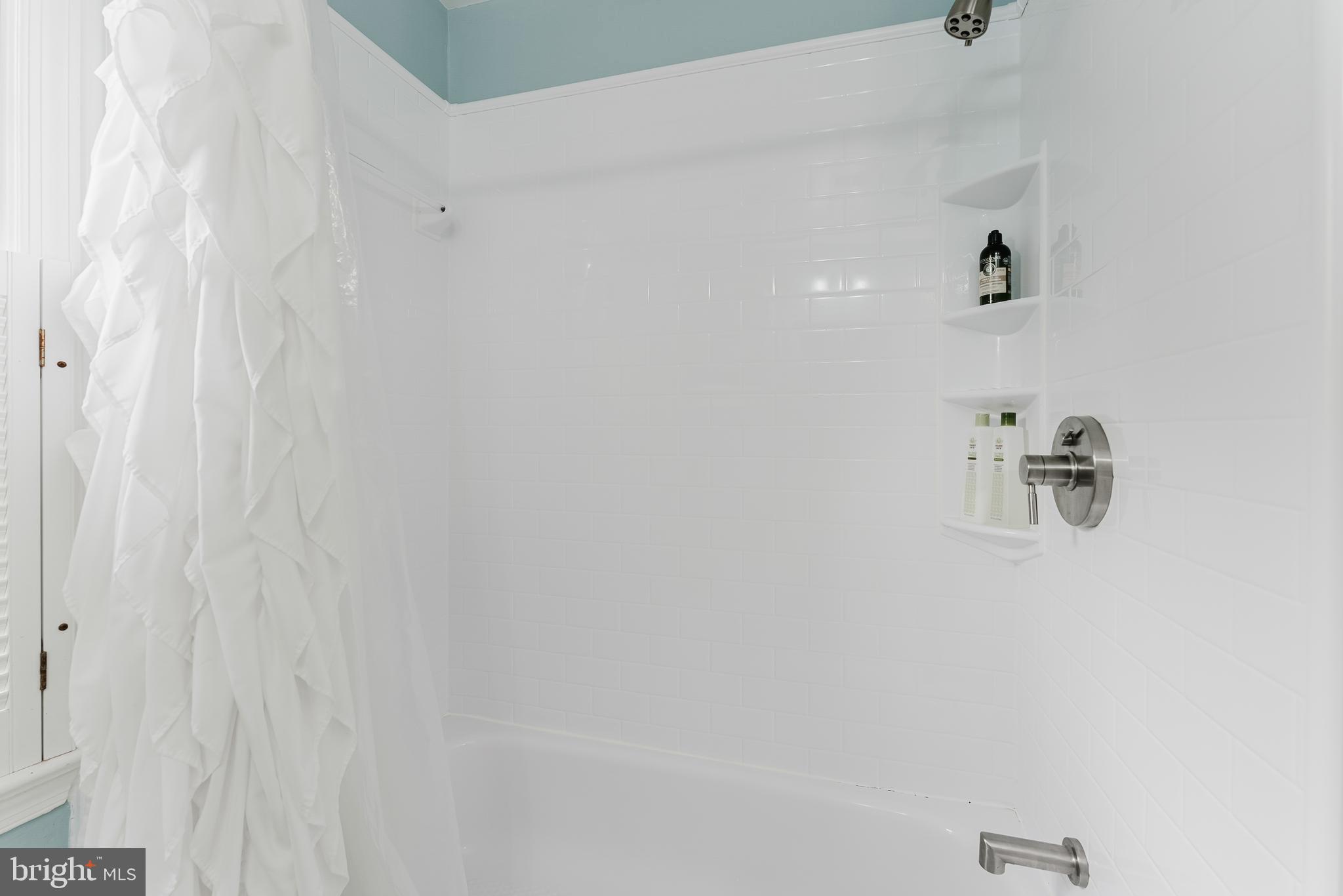 BURKE CENTRE - Residential