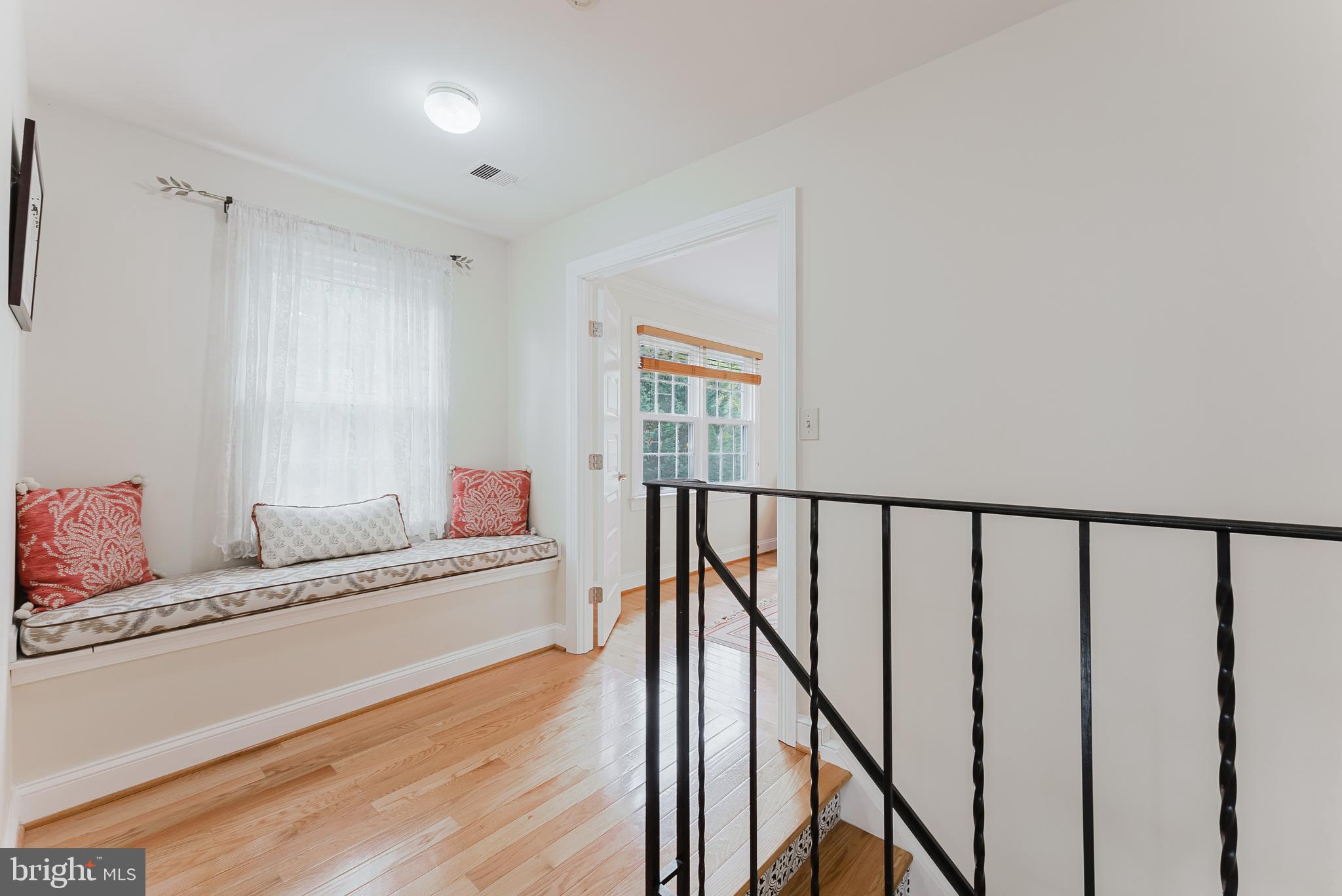 BURKE CENTRE - Residential