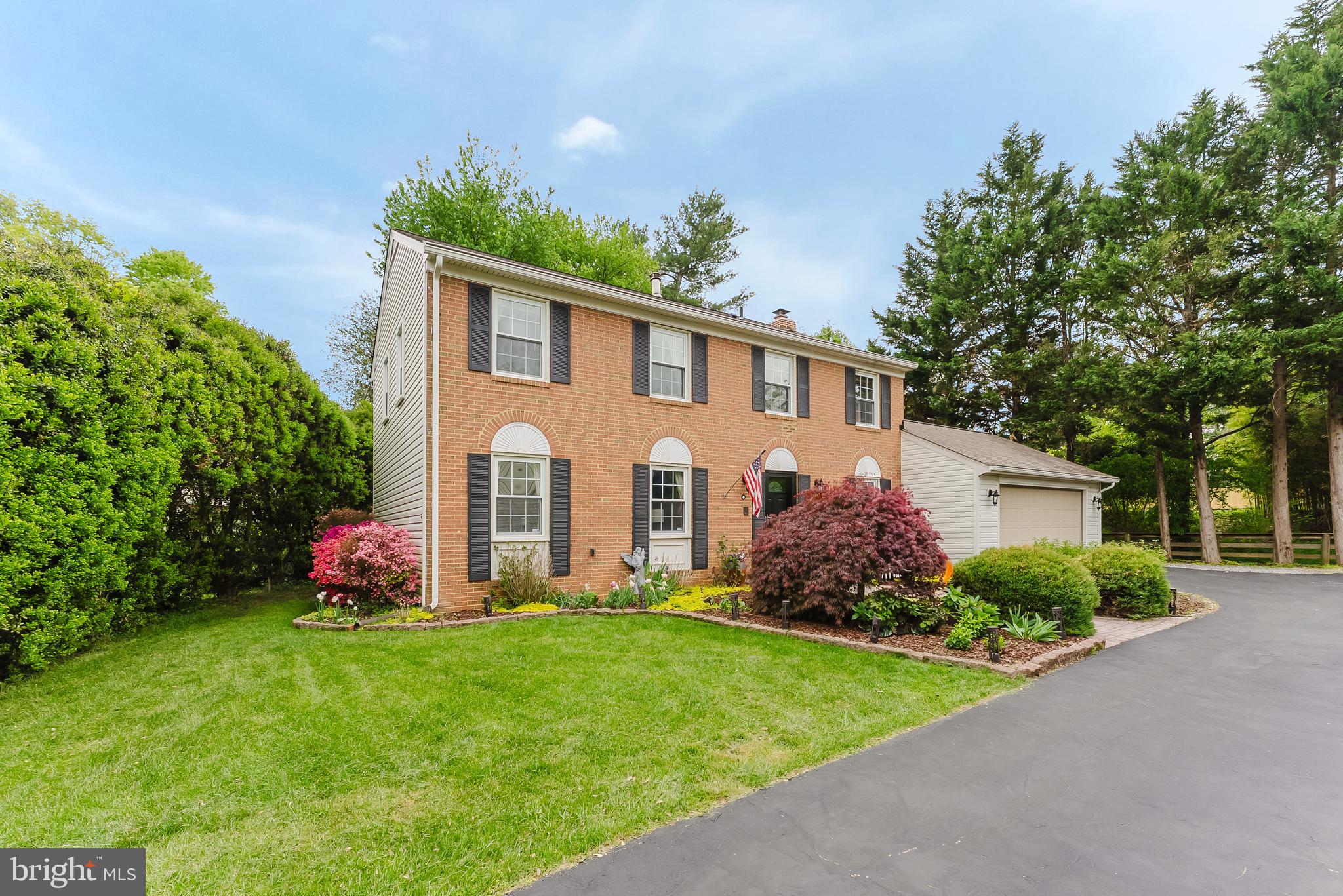 BURKE CENTRE - Residential