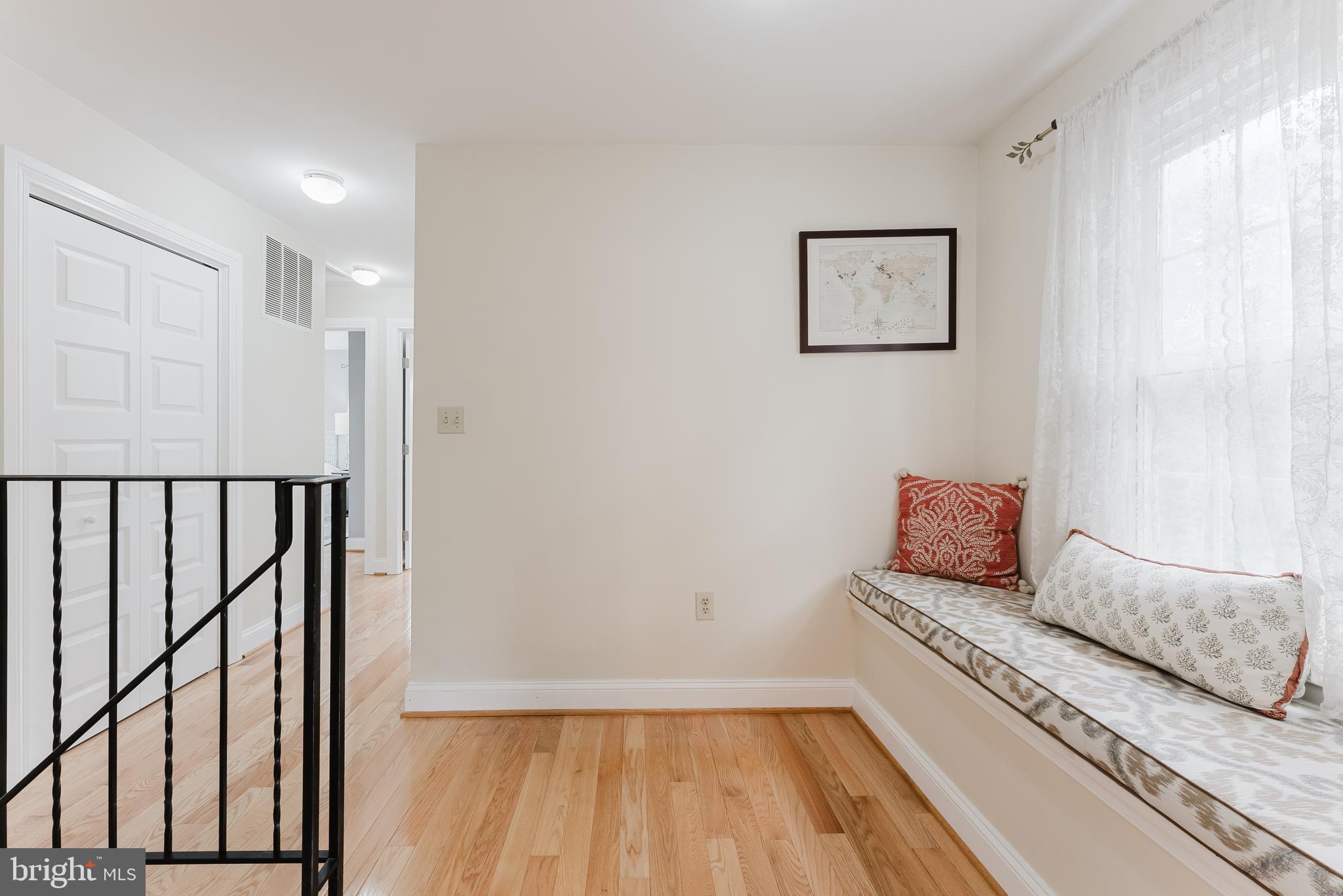 BURKE CENTRE - Residential