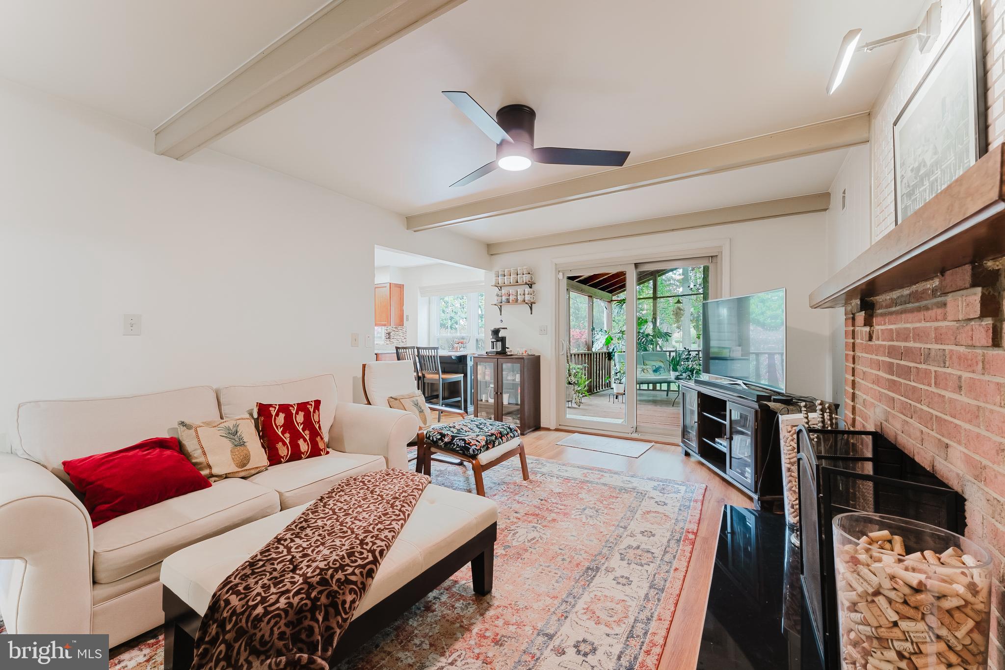 BURKE CENTRE - Residential