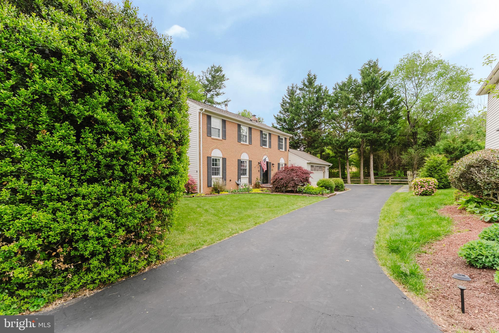 BURKE CENTRE - Residential