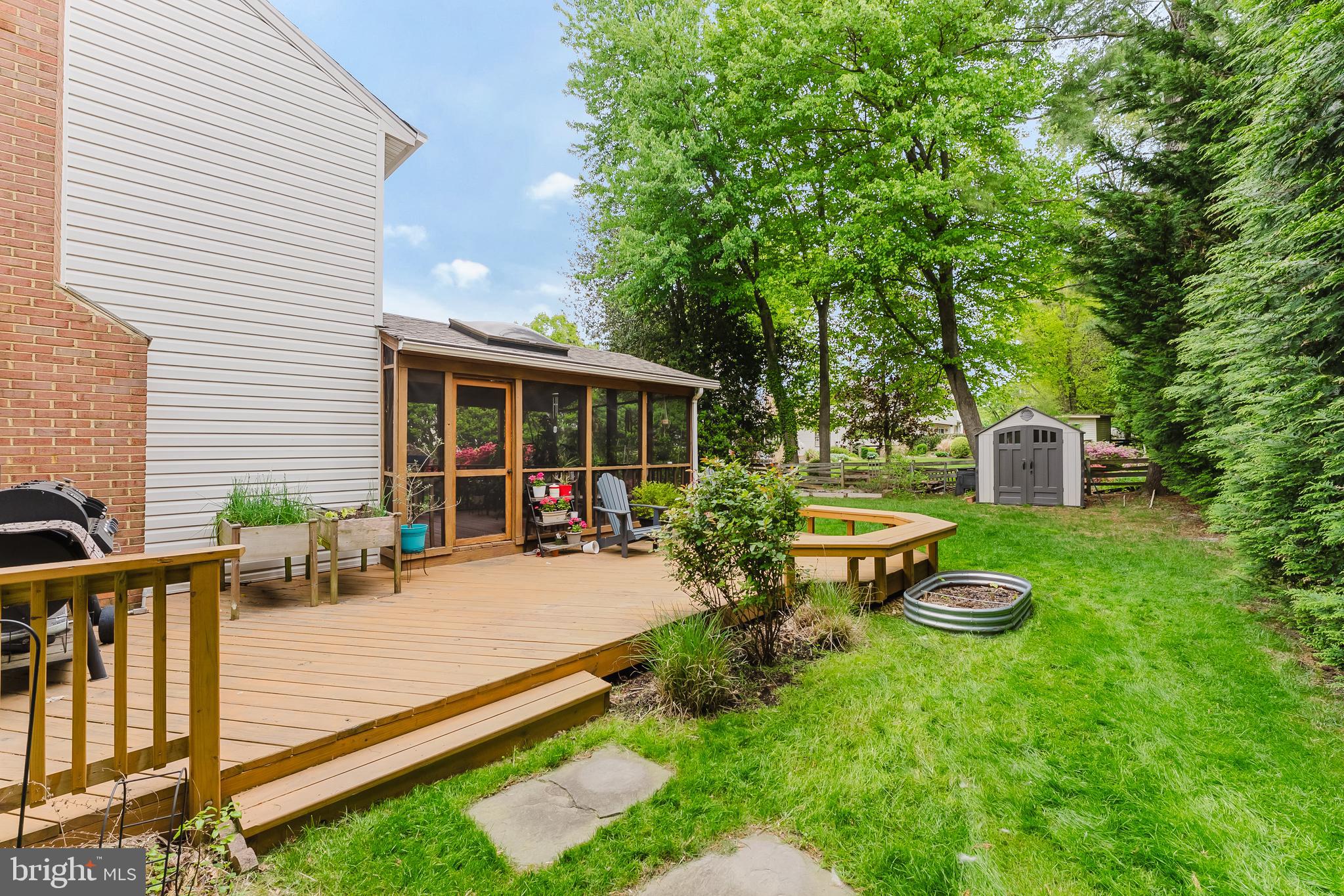 BURKE CENTRE - Residential