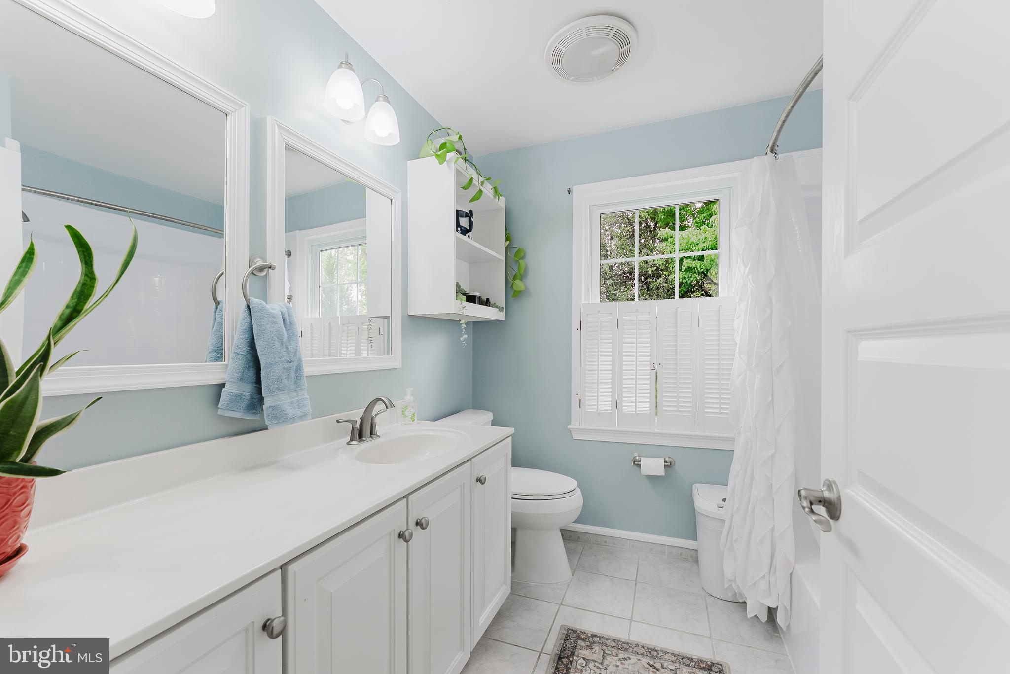 BURKE CENTRE - Residential