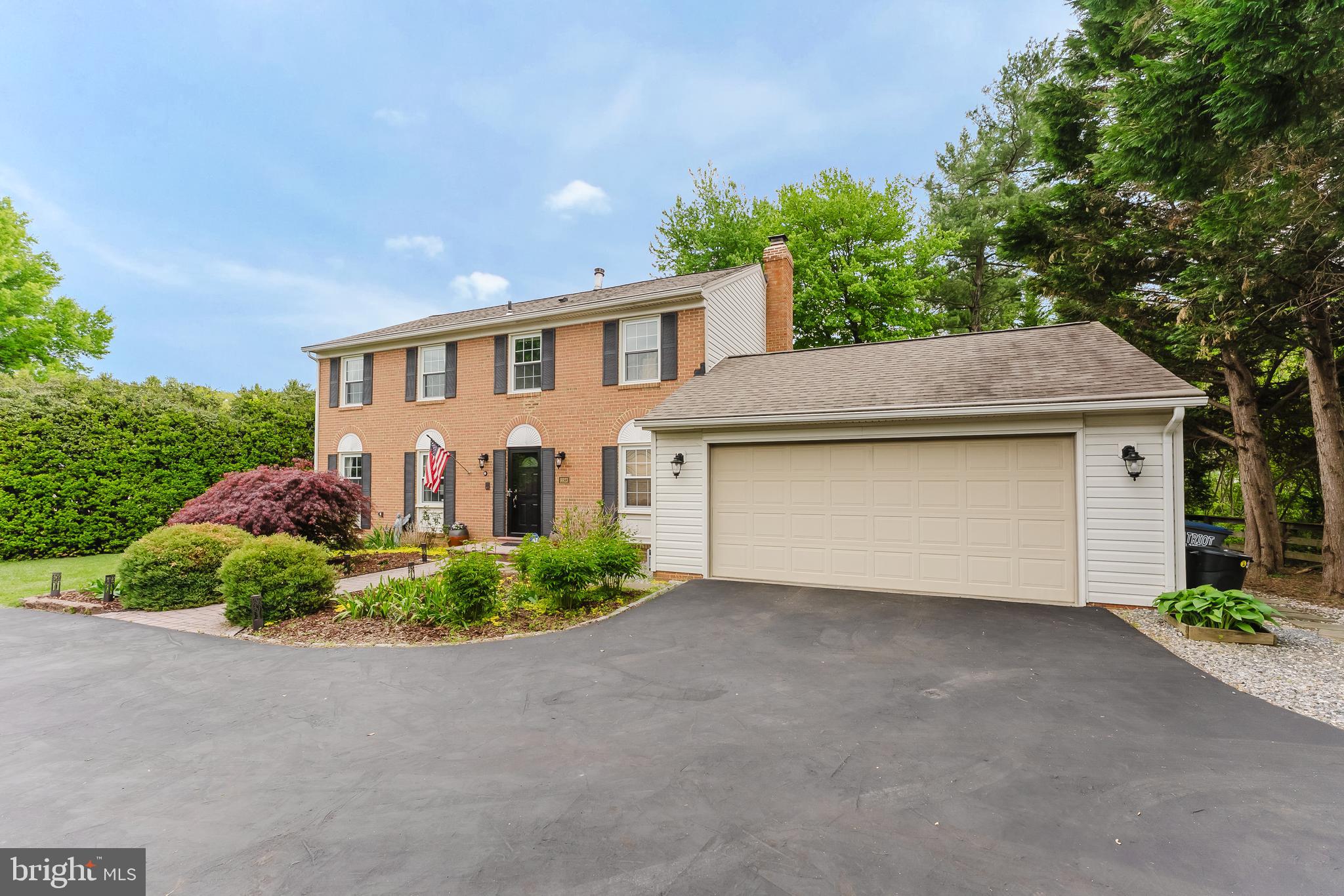 BURKE CENTRE - Residential