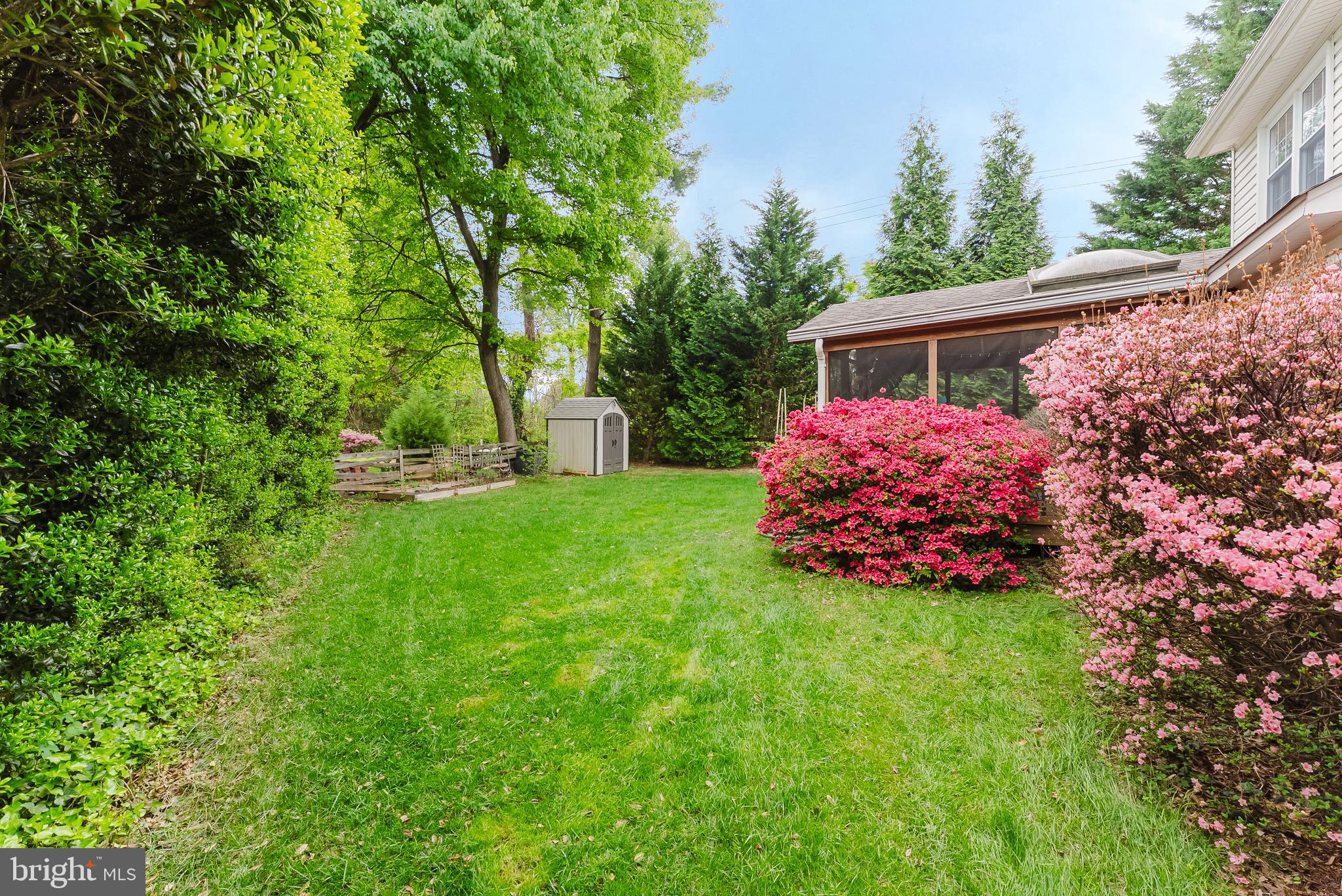 BURKE CENTRE - Residential