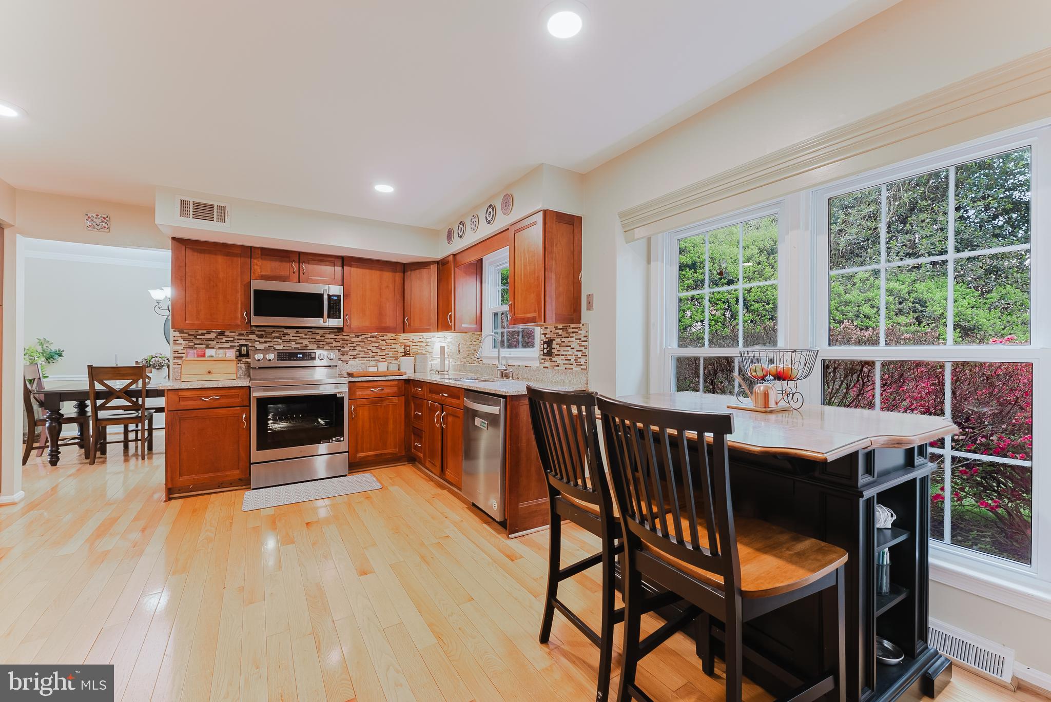 BURKE CENTRE - Residential