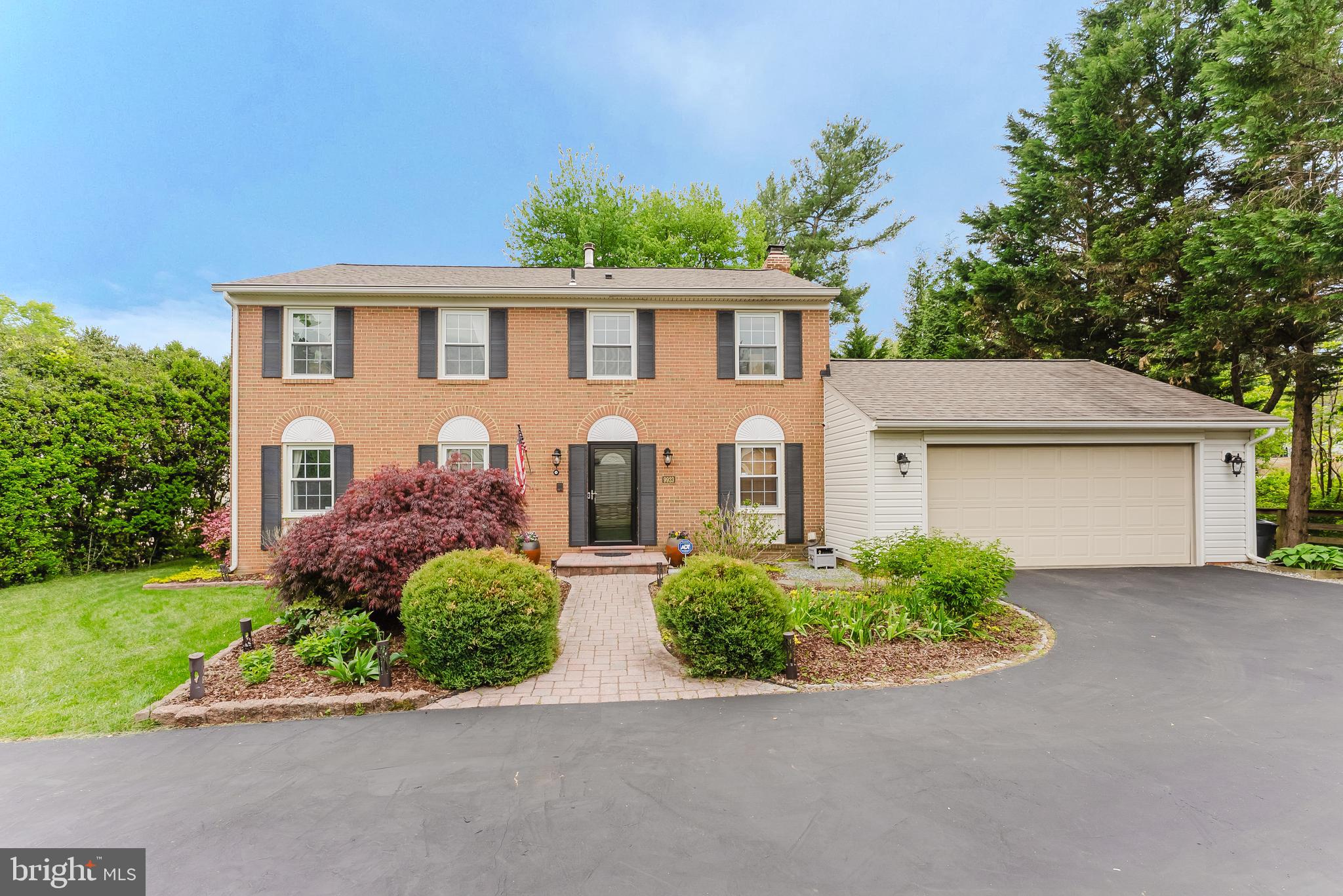 BURKE CENTRE - Residential