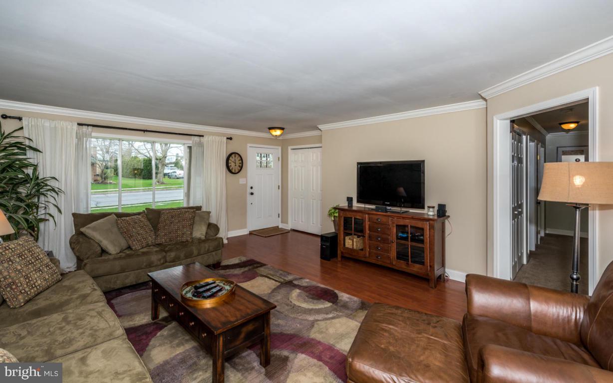 LINCOLN HEIGHTS - Residential