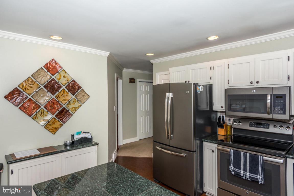 LINCOLN HEIGHTS - Residential