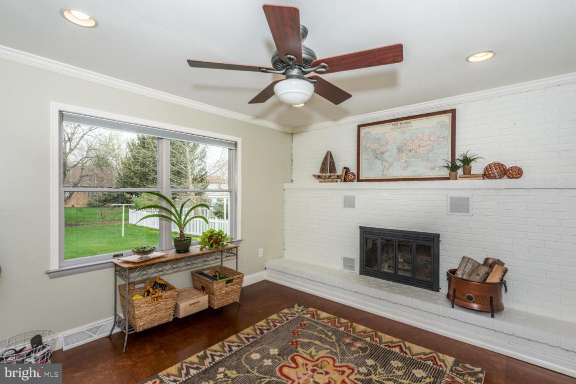 LINCOLN HEIGHTS - Residential