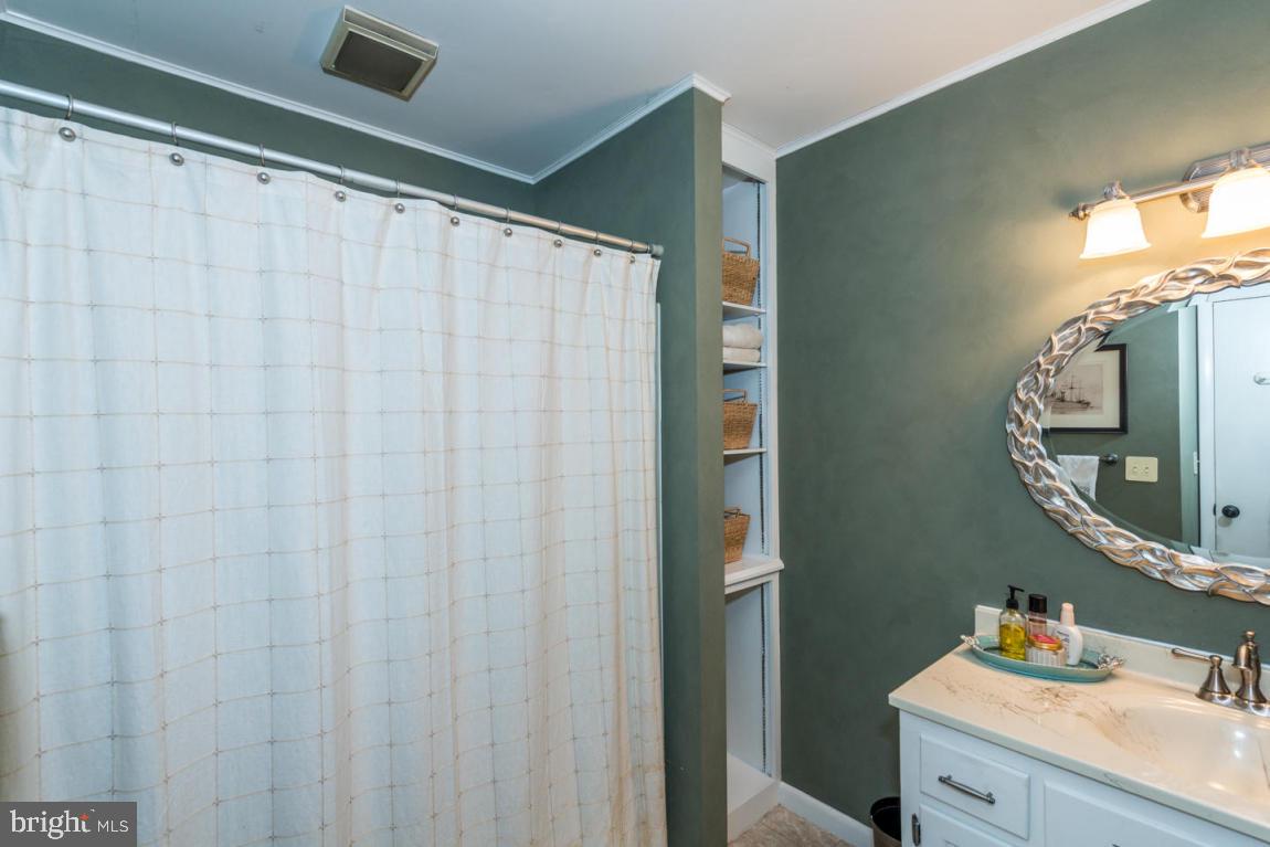 LINCOLN HEIGHTS - Residential