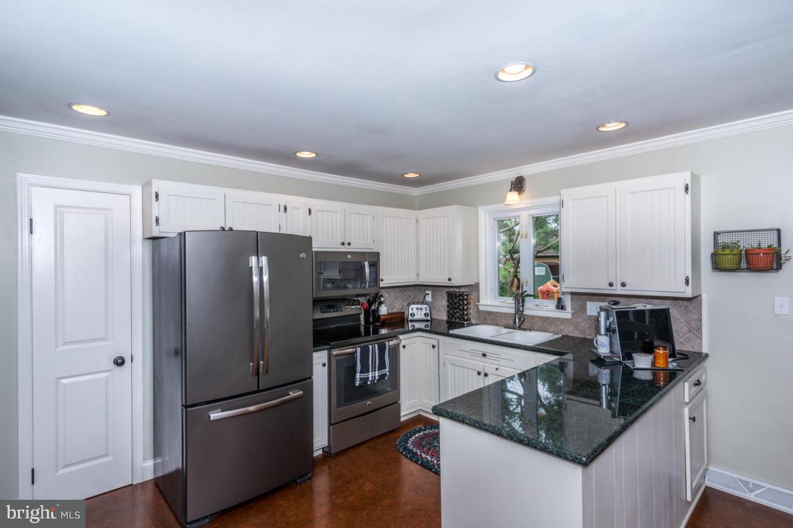 LINCOLN HEIGHTS - Residential