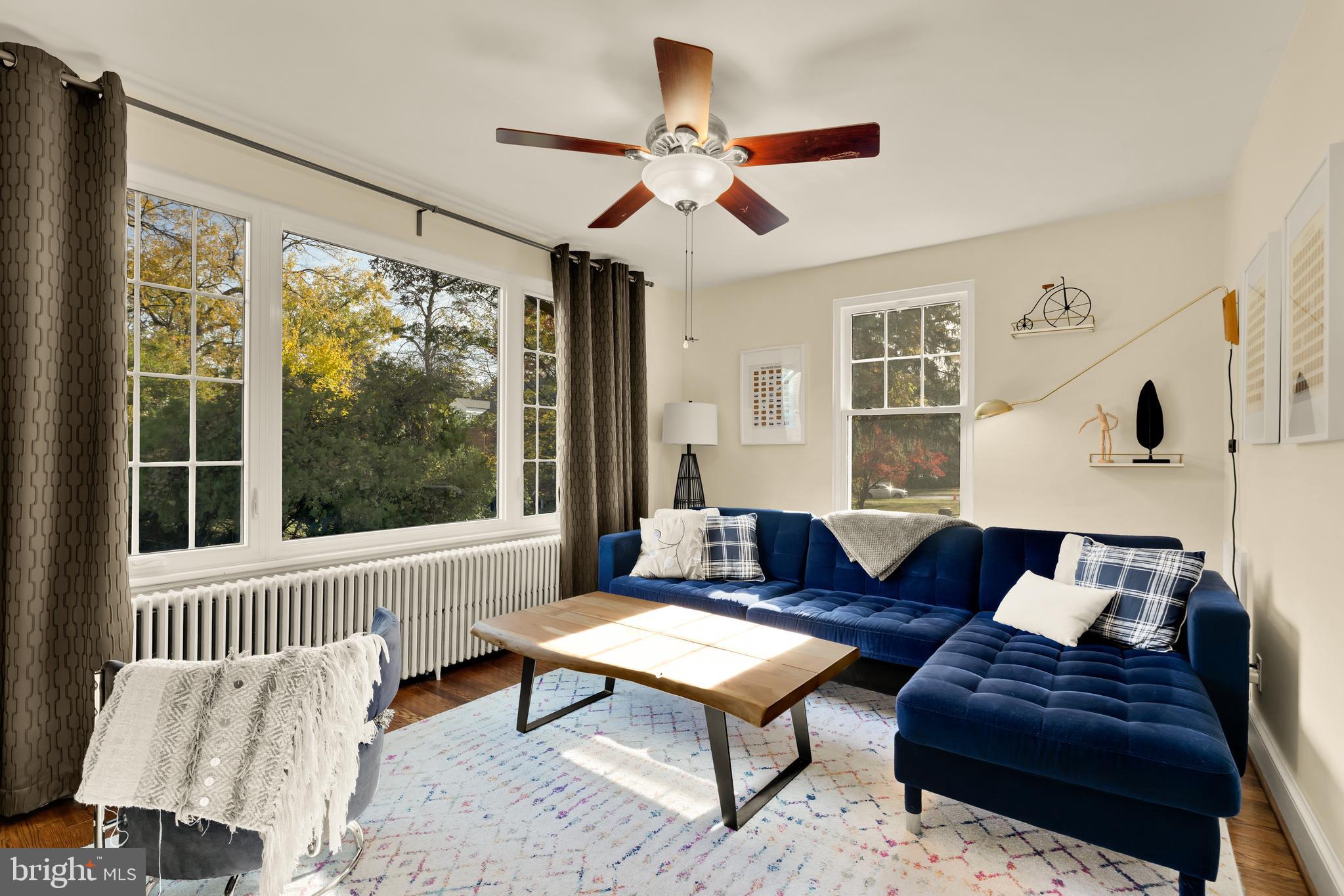 UNIVERSITY PARK - Residential Lease