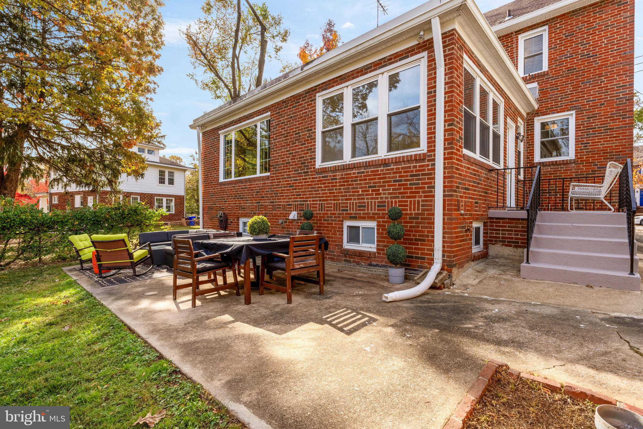 UNIVERSITY PARK - Residential Lease