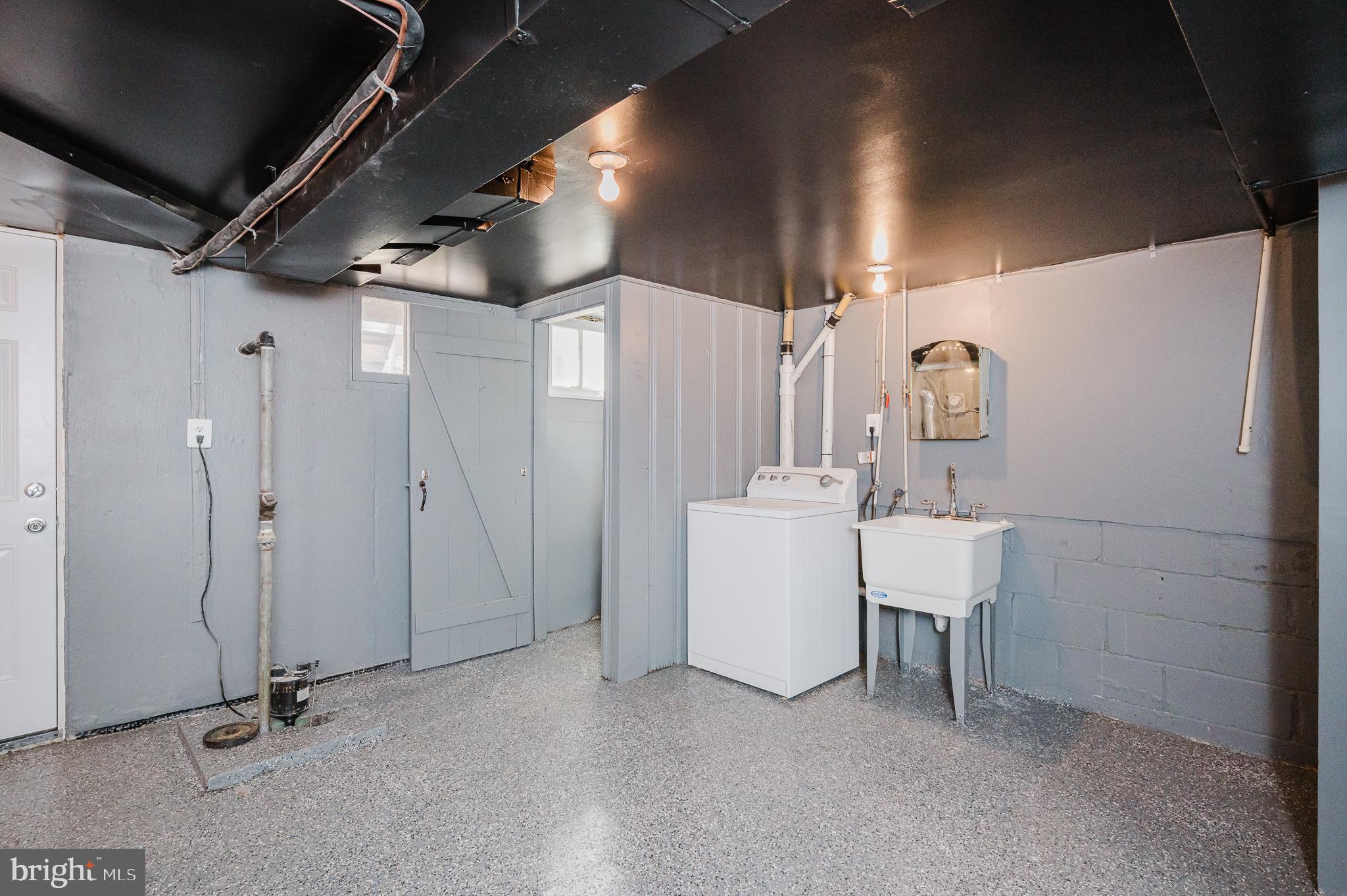 STEMMERS HEIGHTS - Residential Lease