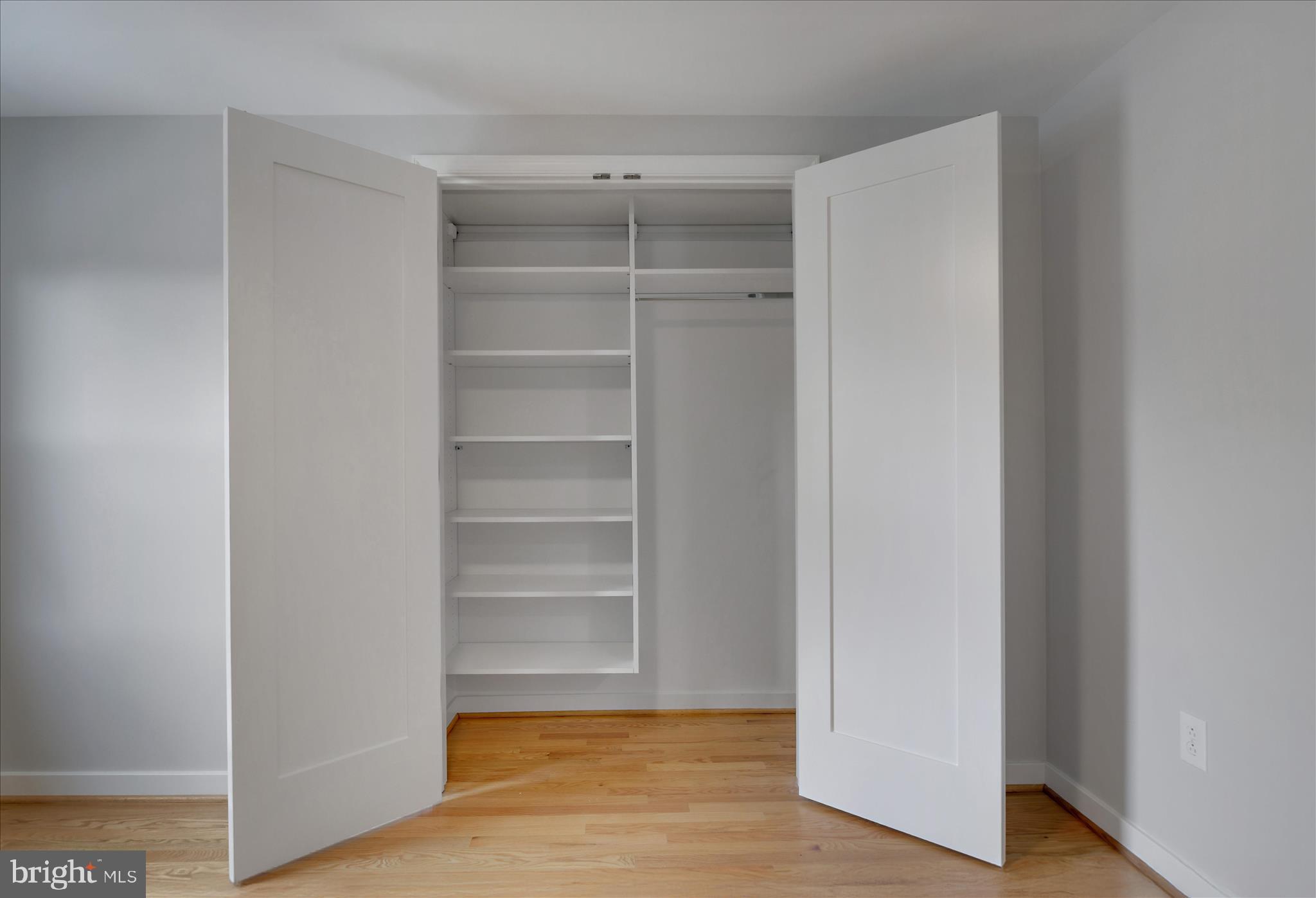 HICKORY RIDGE - Residential