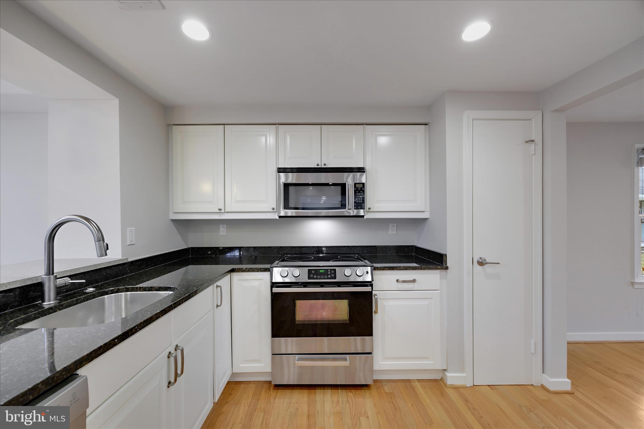 HICKORY RIDGE - Residential