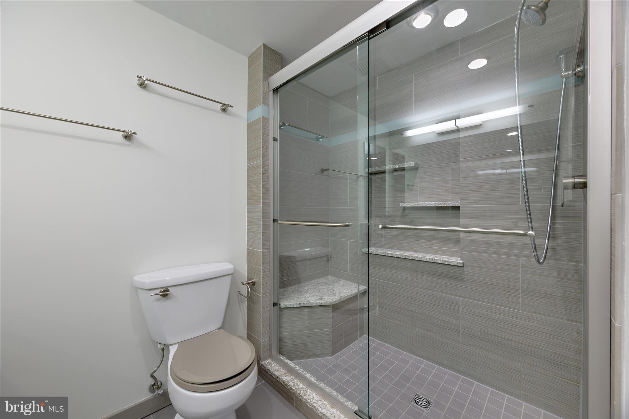 HICKORY RIDGE - Residential