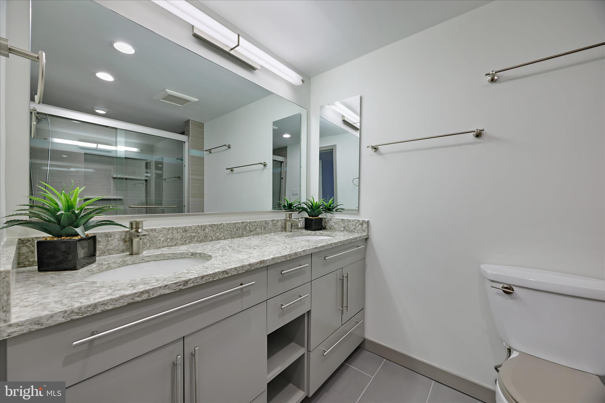 HICKORY RIDGE - Residential