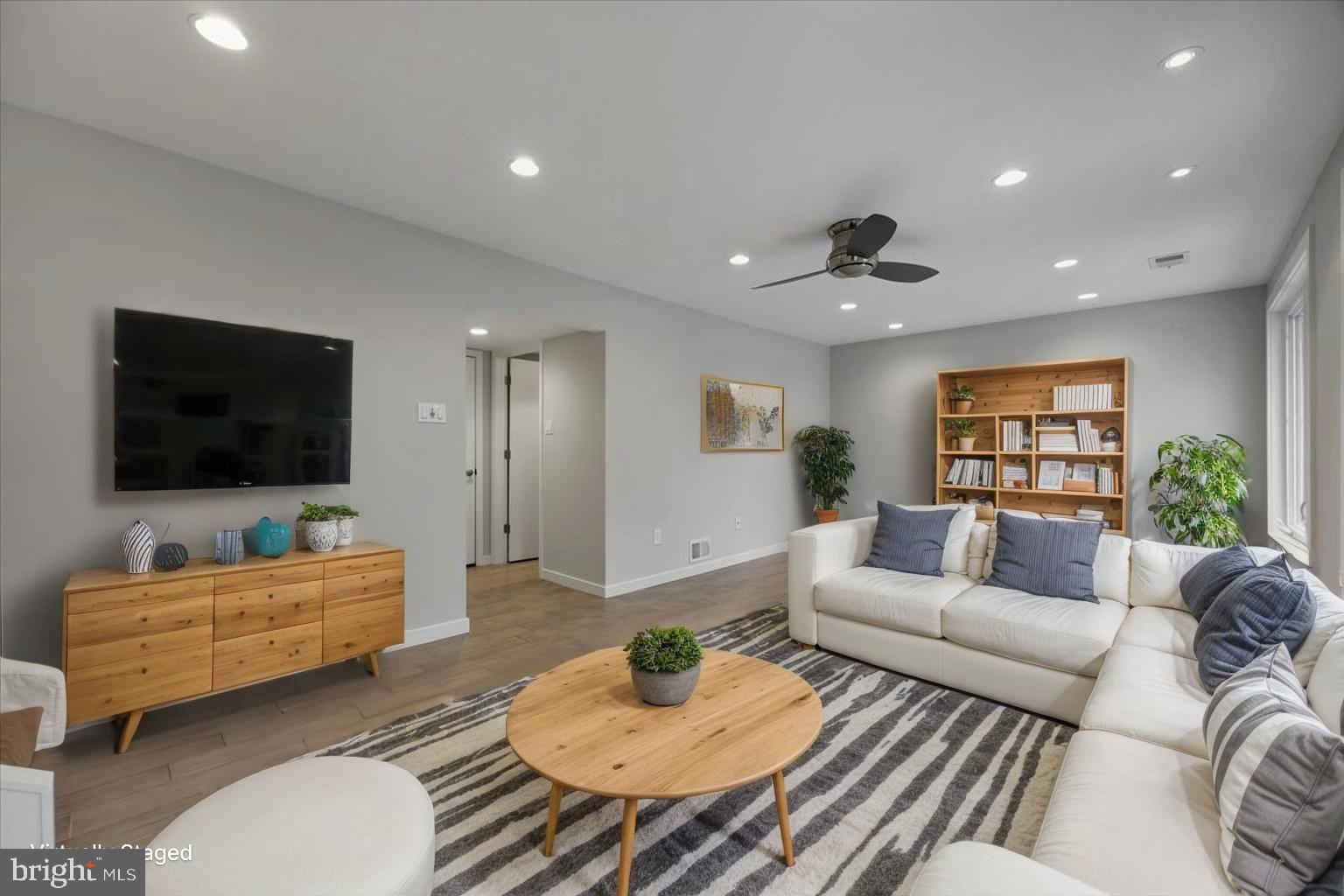 HICKORY RIDGE - Residential