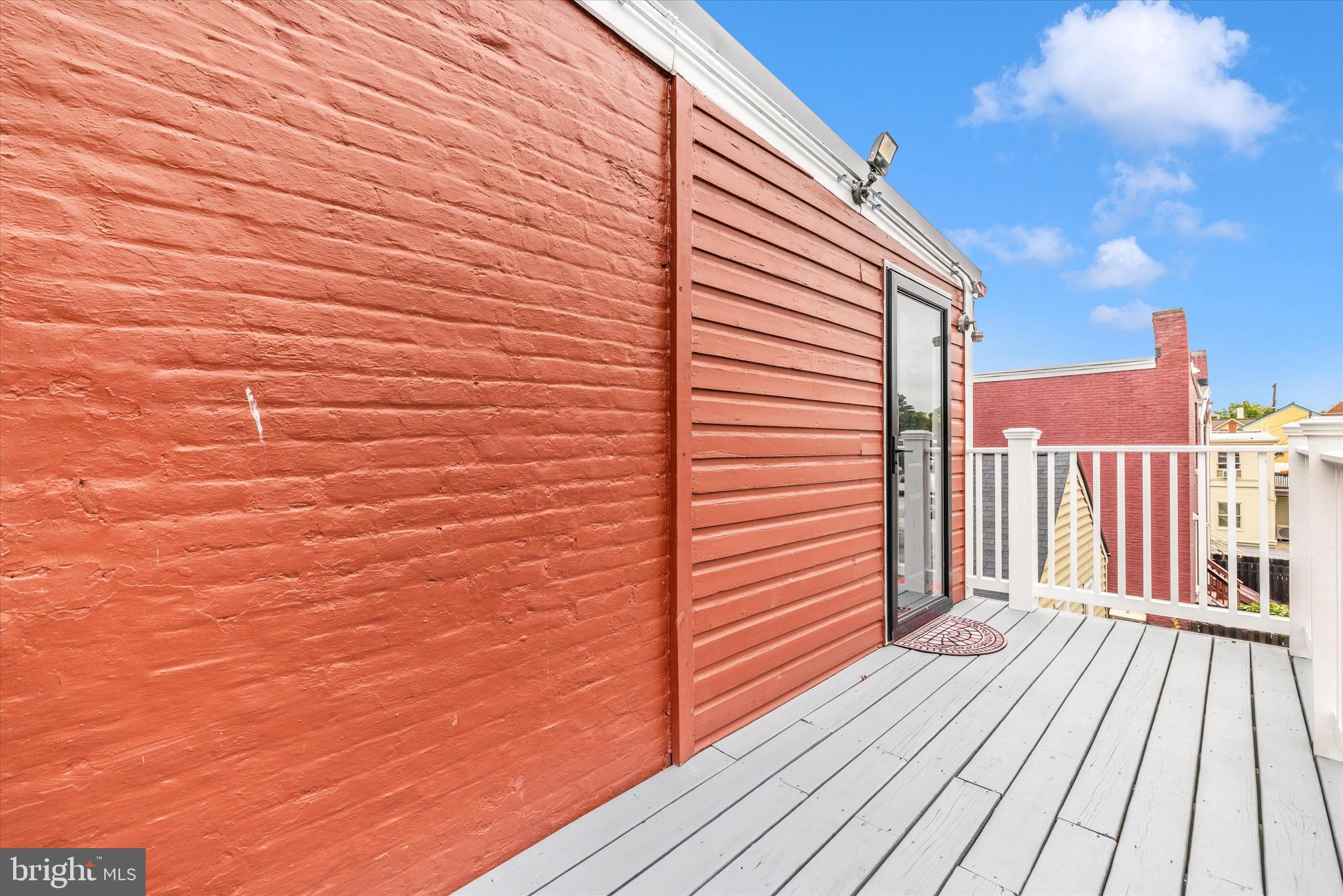 FREDERICK HISTORIC DISTRICT - Commercial Lease