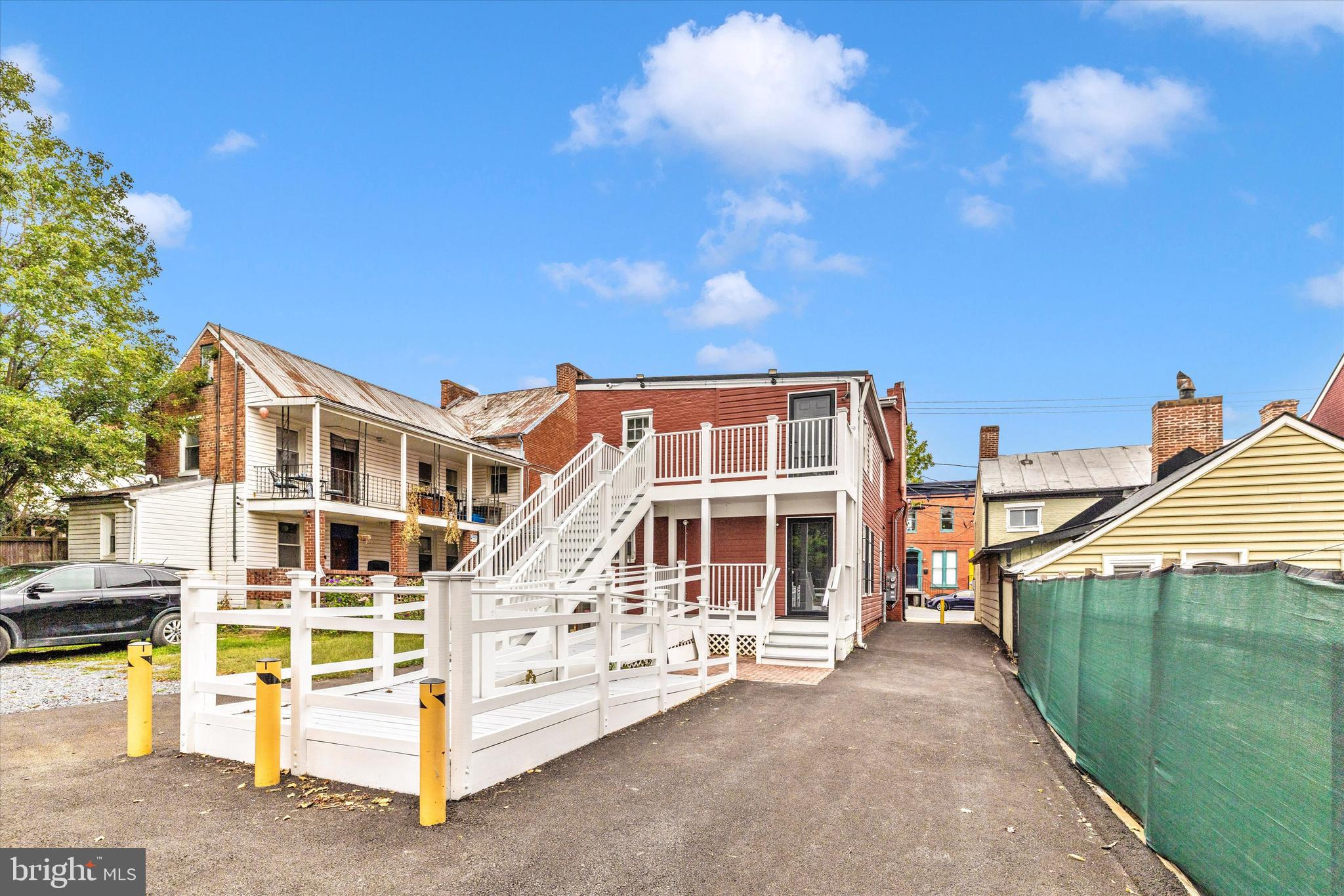 FREDERICK HISTORIC DISTRICT - Commercial Lease