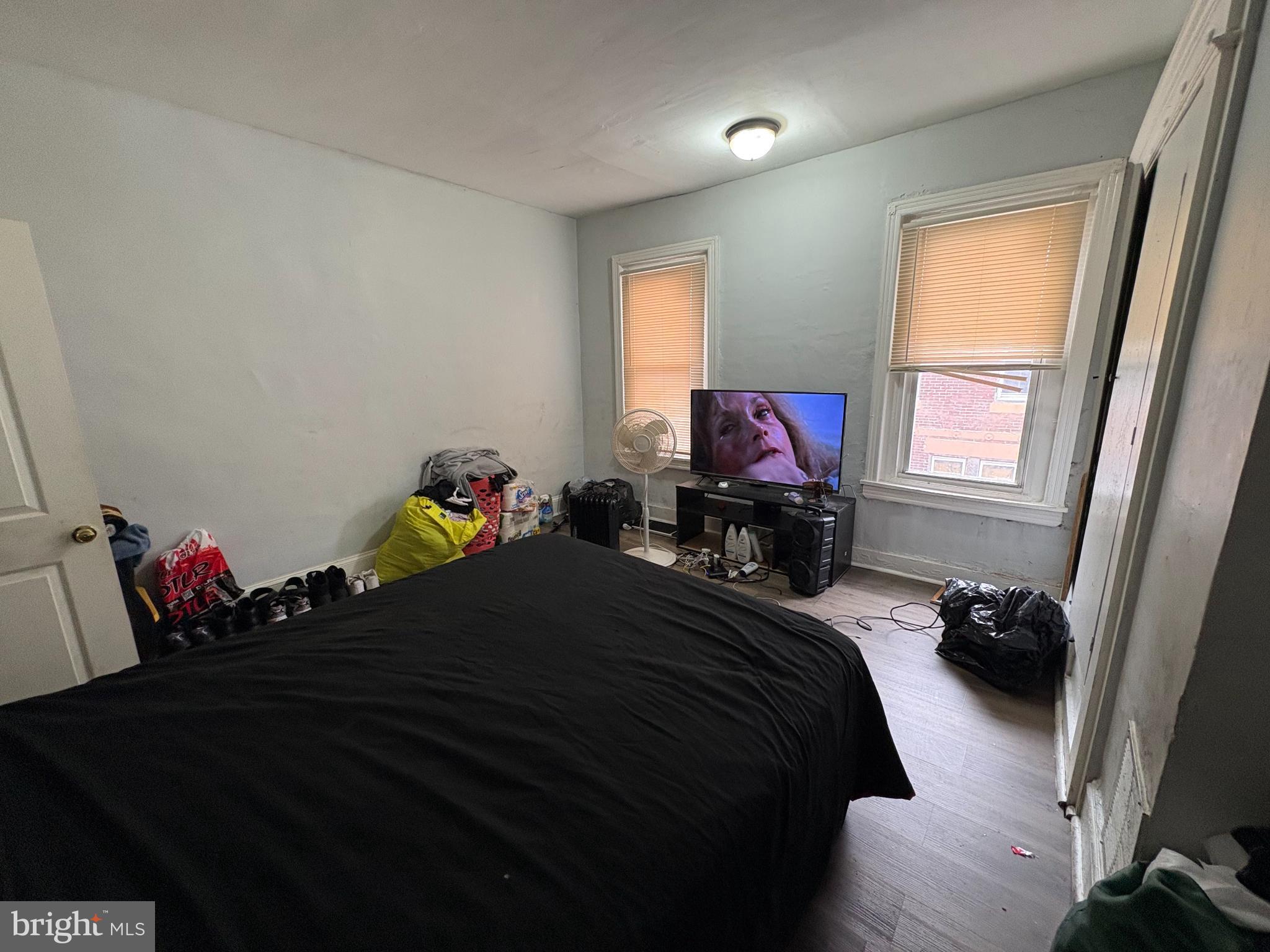 KENSINGTON - Residential