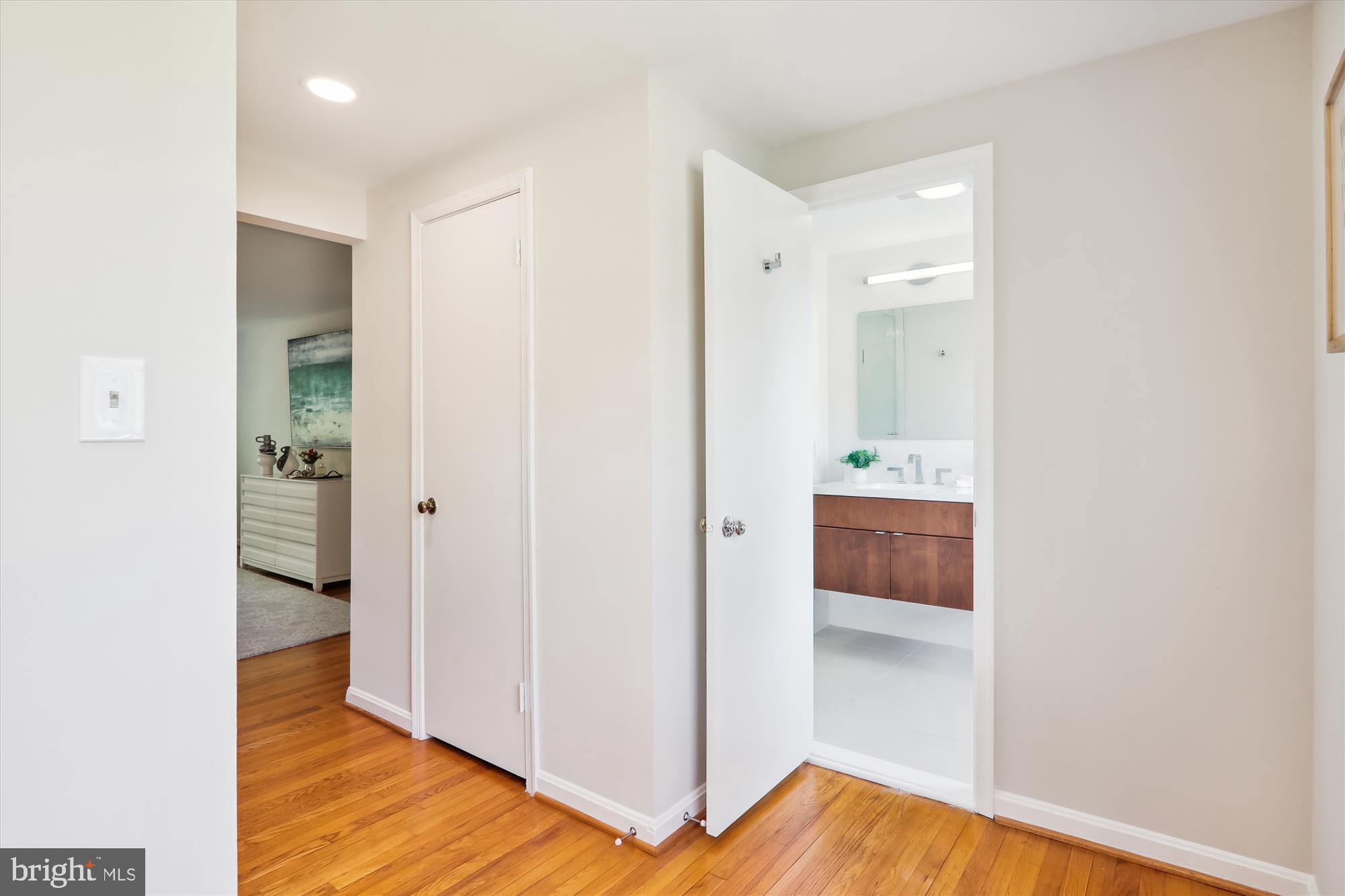 FALLSMEAD - Residential