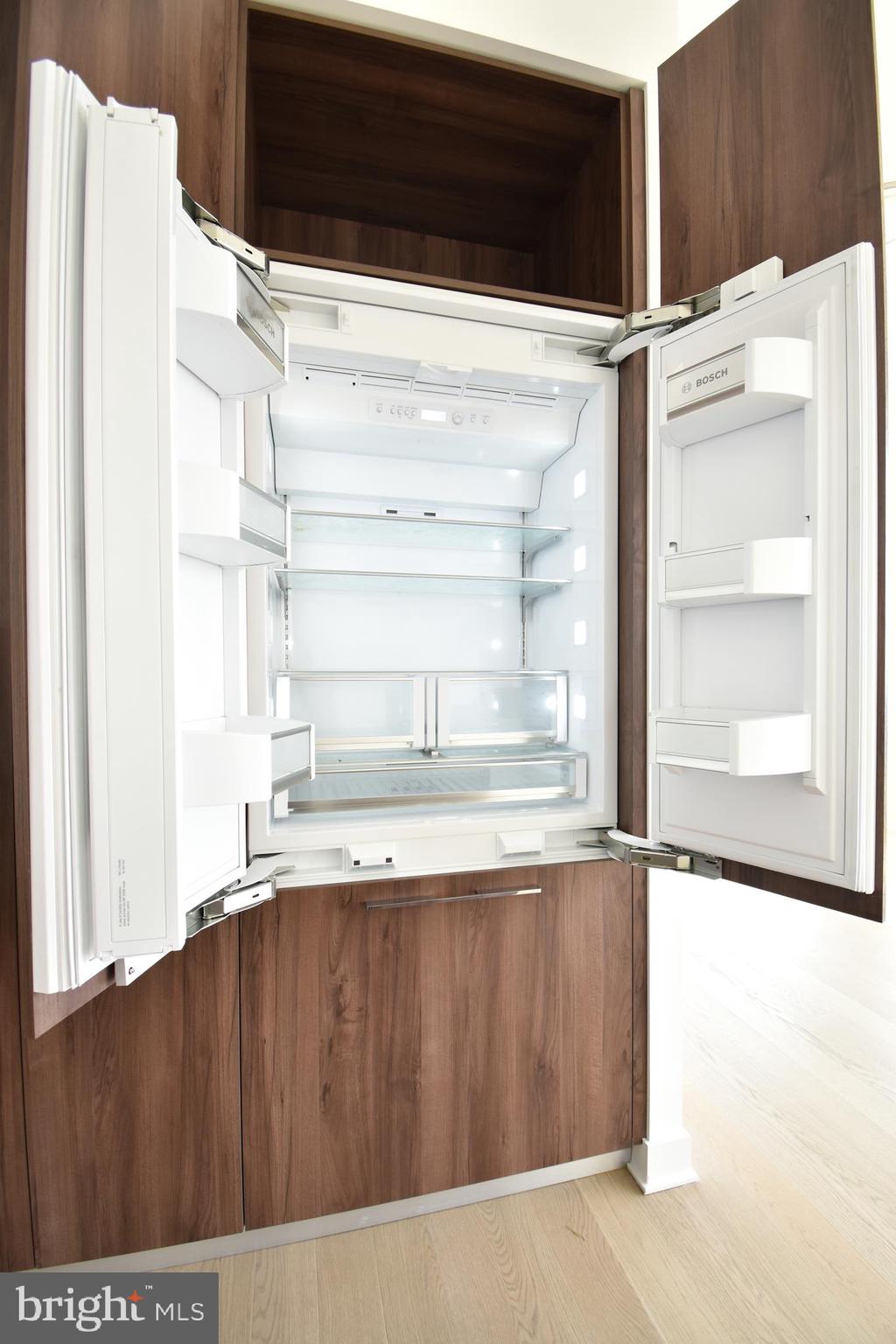 THE BORO TYSONS - Residential