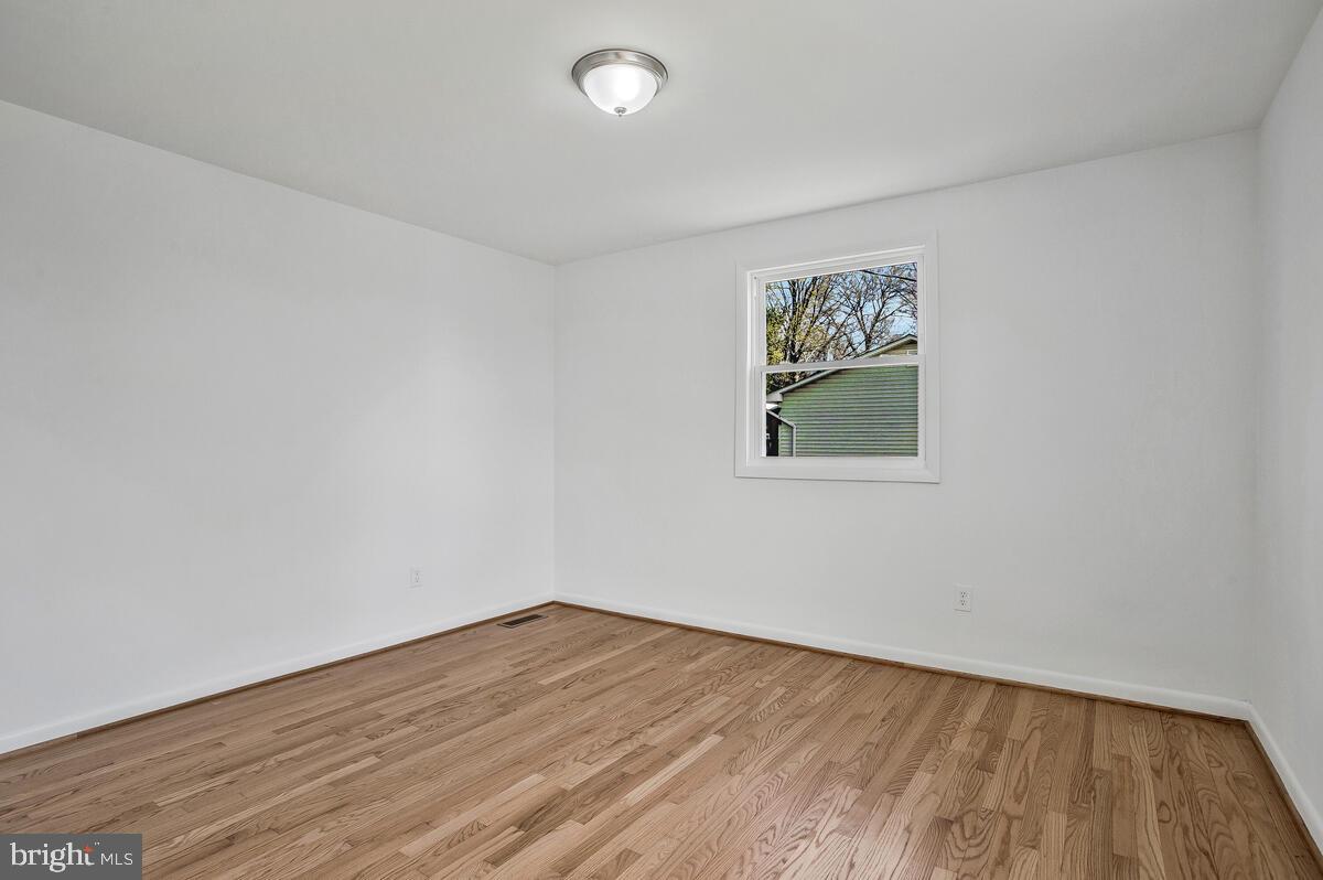 GARLAND - Residential