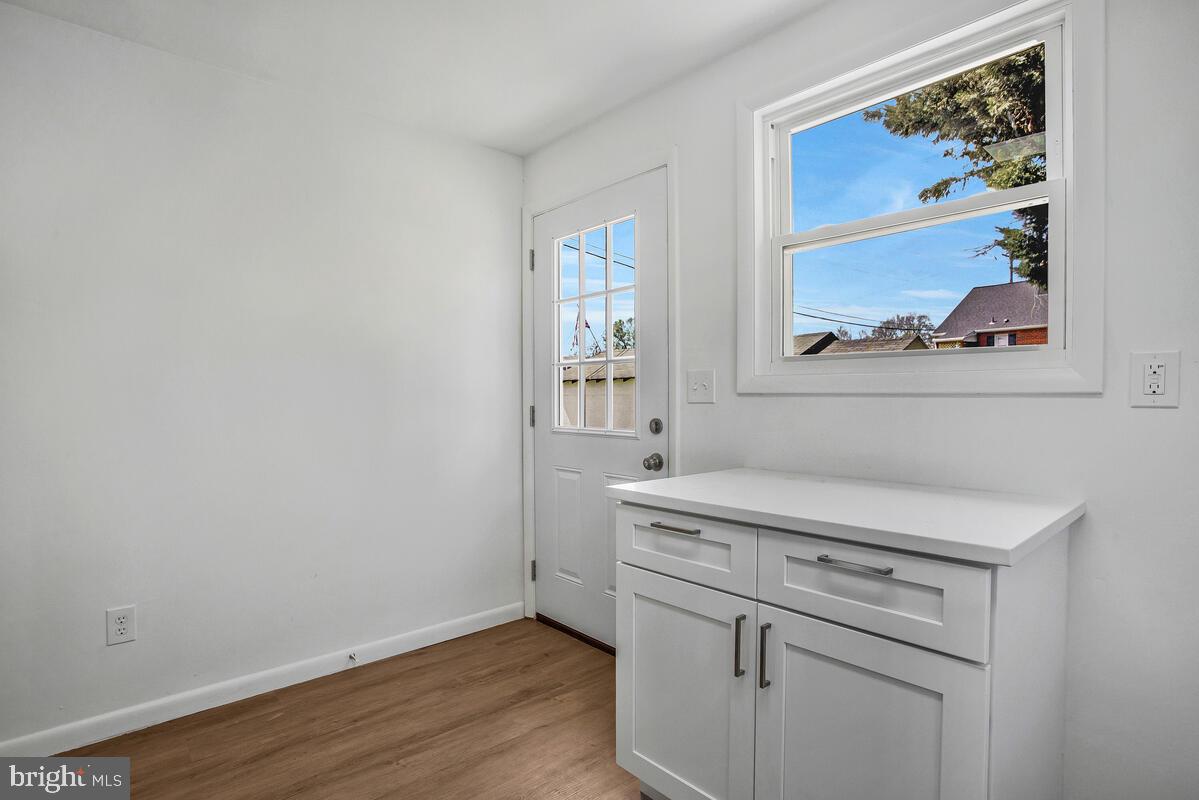 GARLAND - Residential