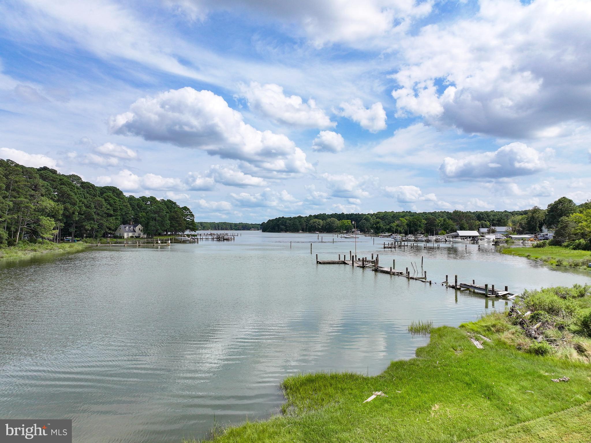 COOPER POINT ROAD