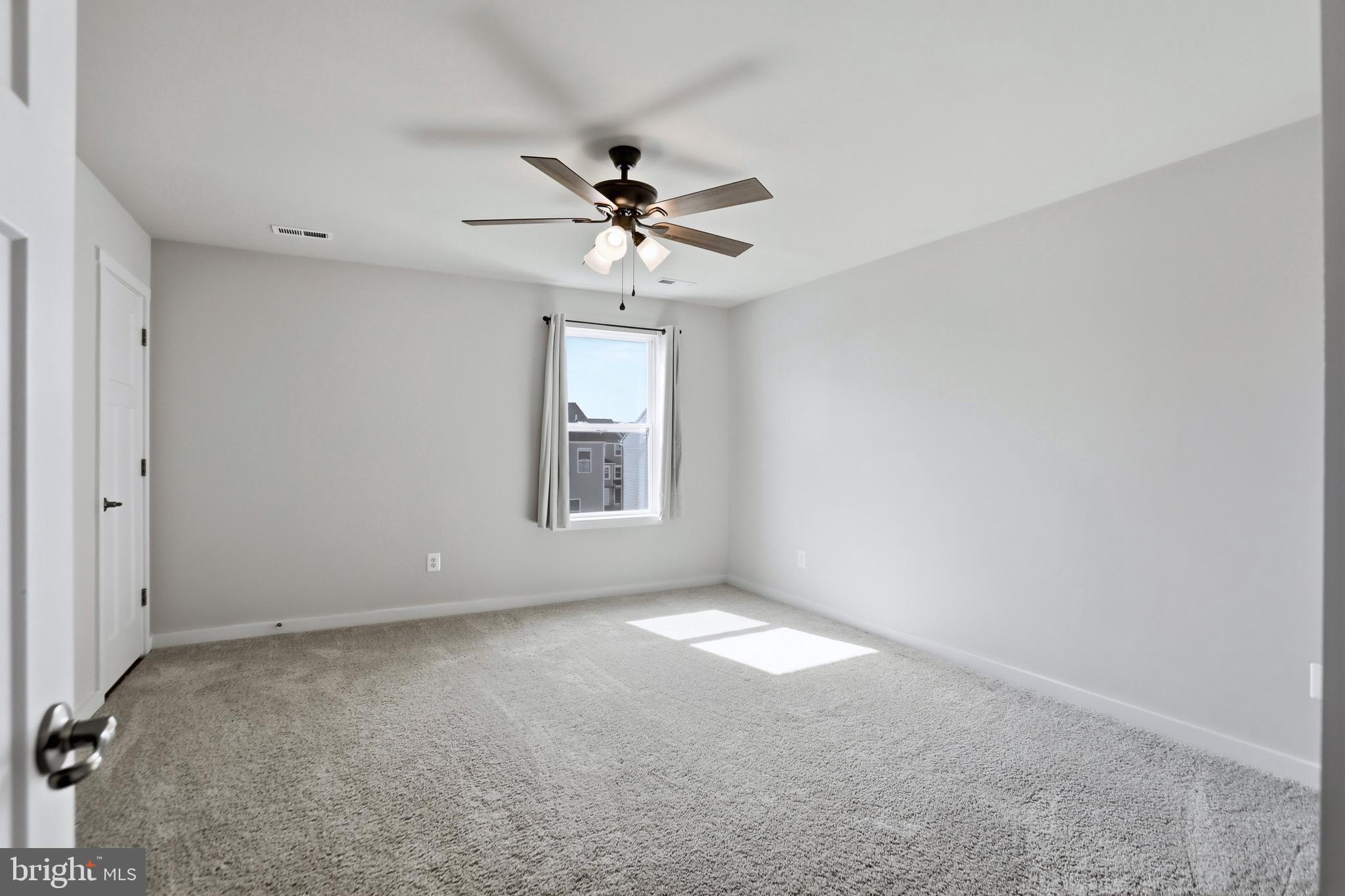 SOUTH BROOK - Residential